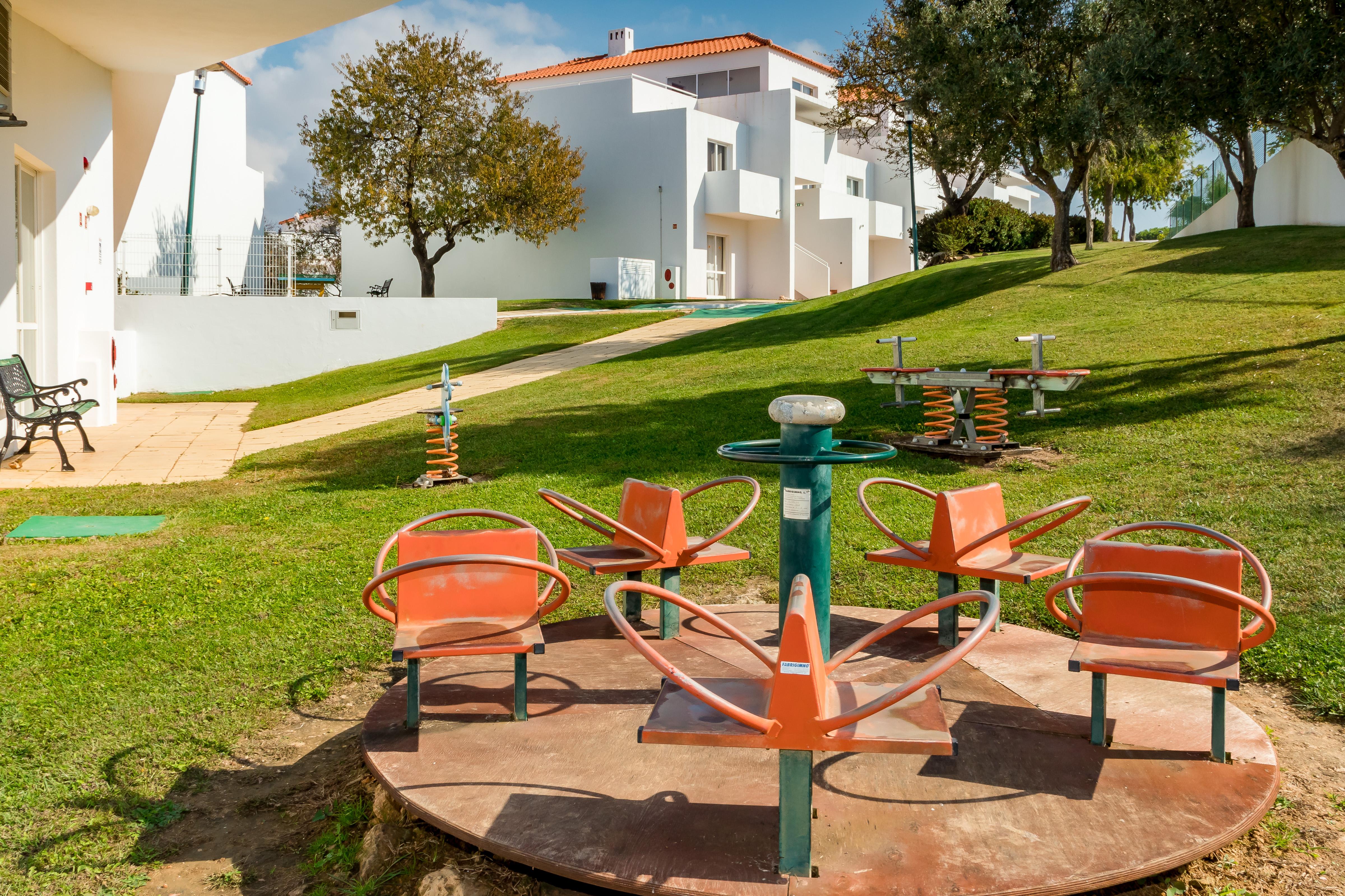 Apartahotel Pateo Village 3*