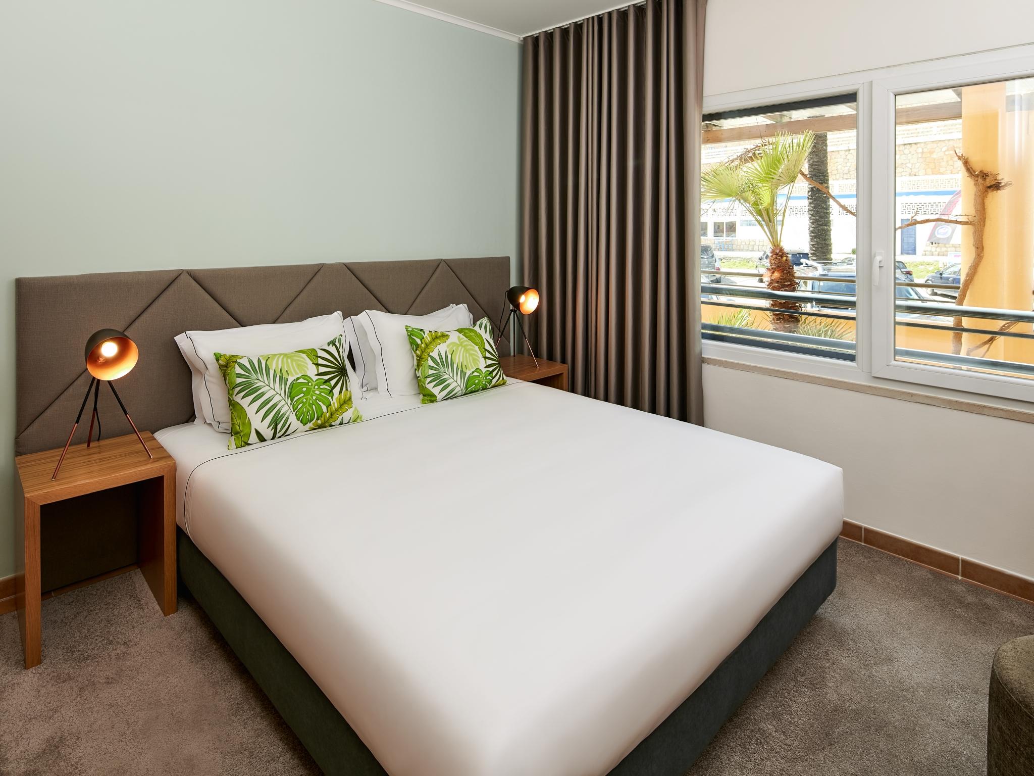 Hotel Nh Marina 4*