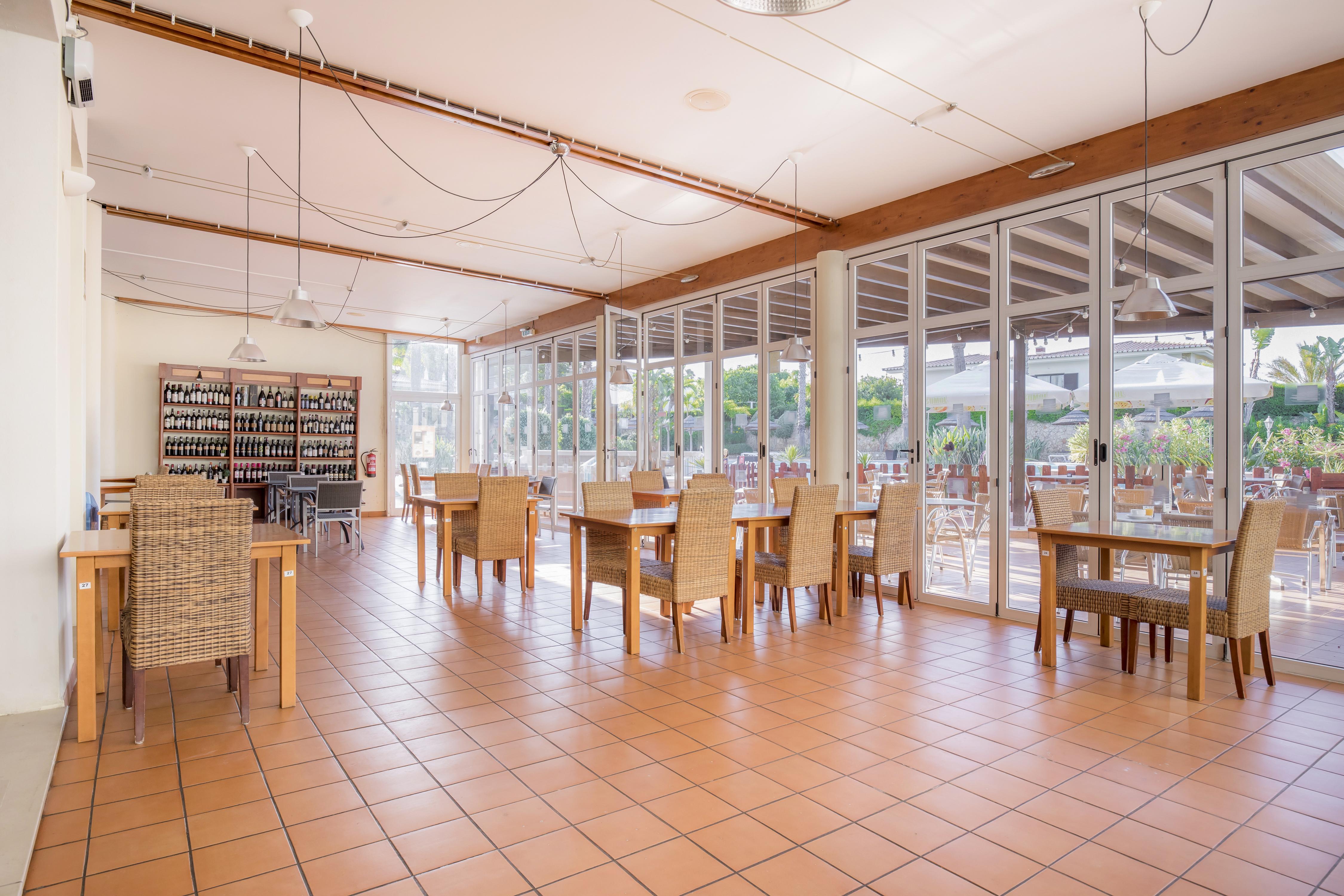 Hotel Clube Porto Mos - Sunplace & Lagos