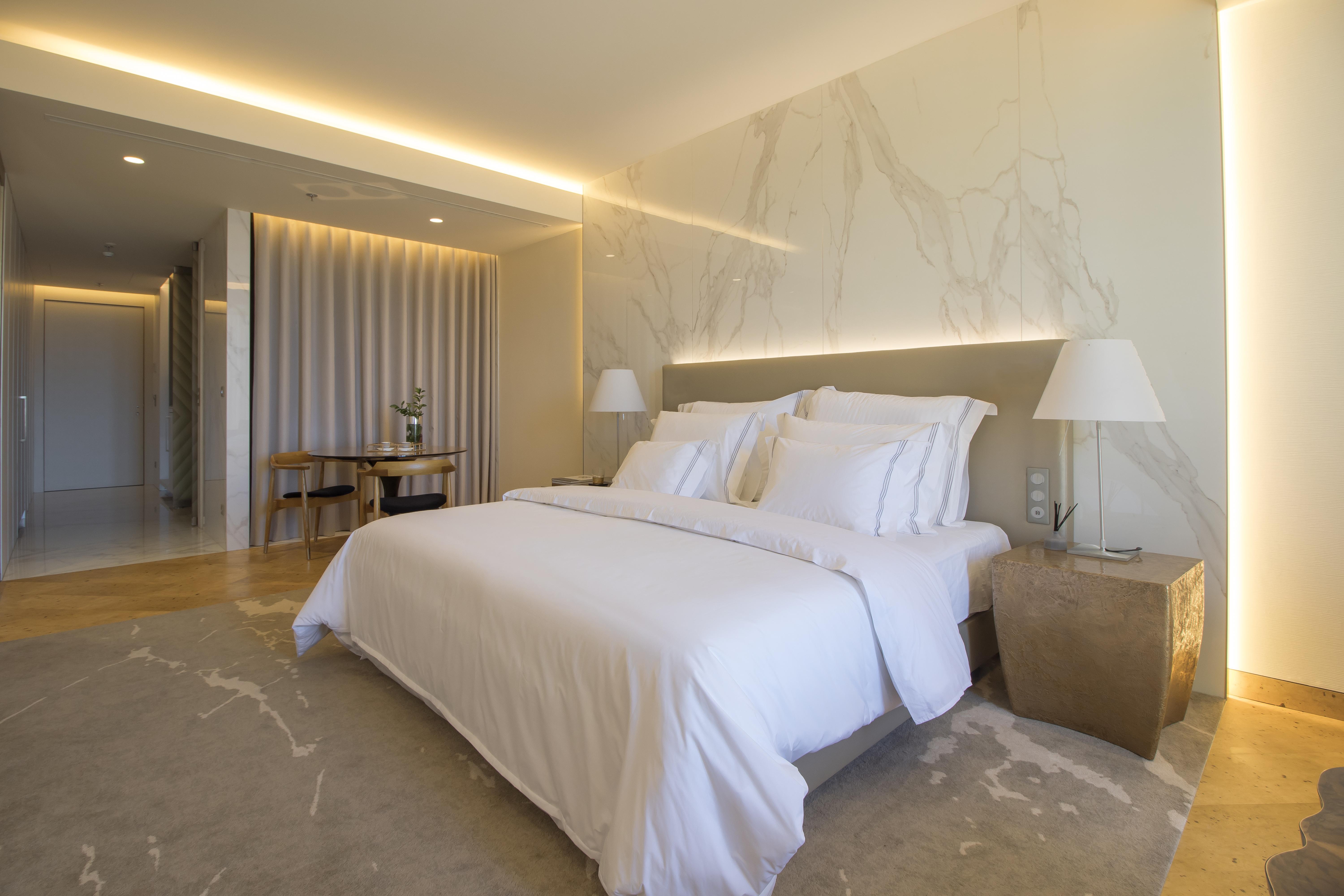 Savoy Palace - The Leading Of The World - Savoy Signature