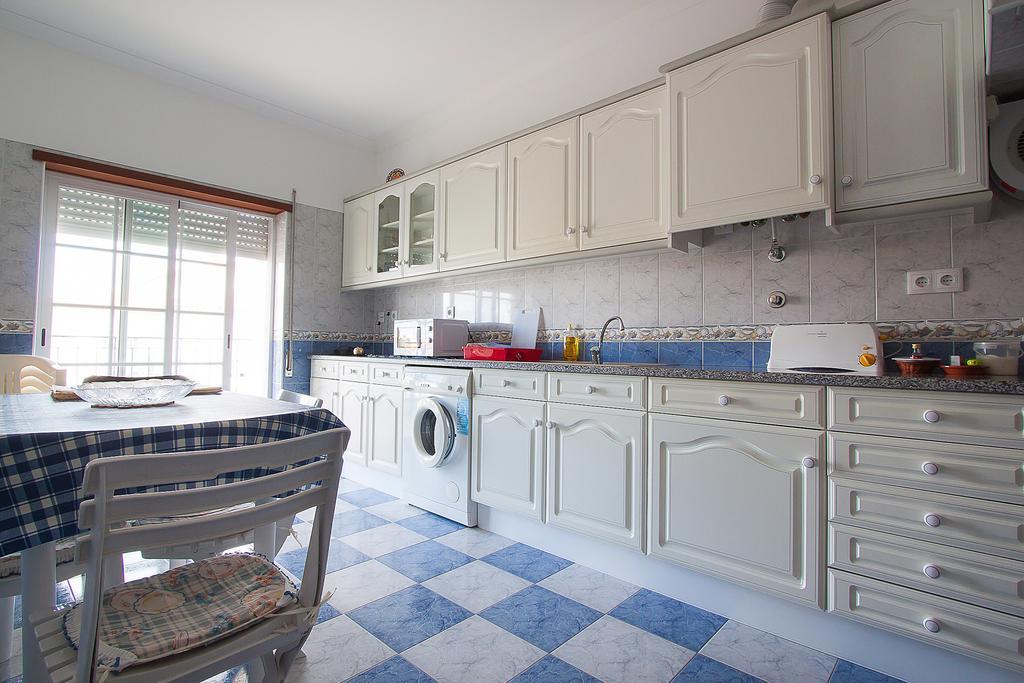 Filipe House, Lagos Apartment *