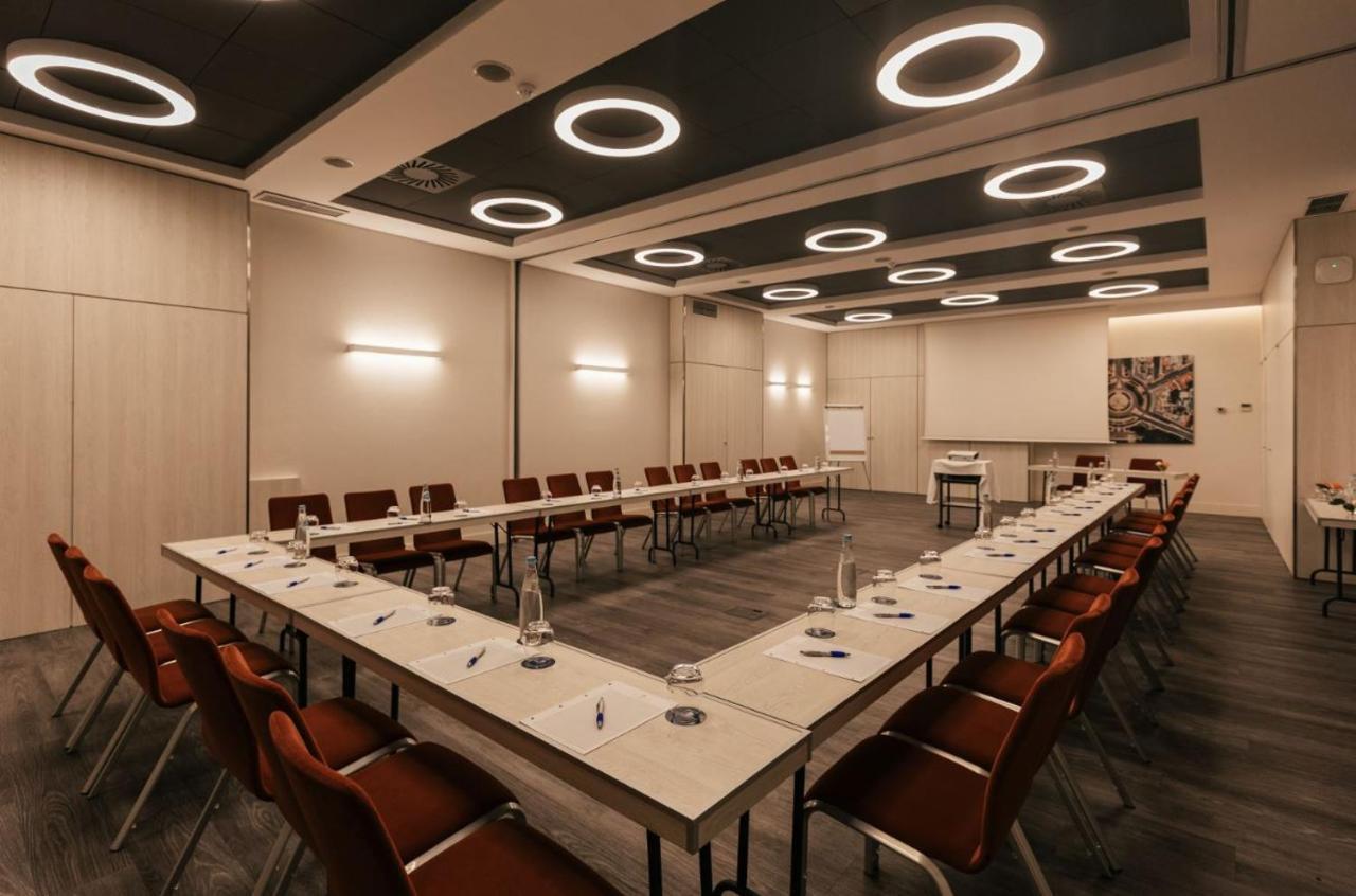Hotel Marques De Pombal 4*