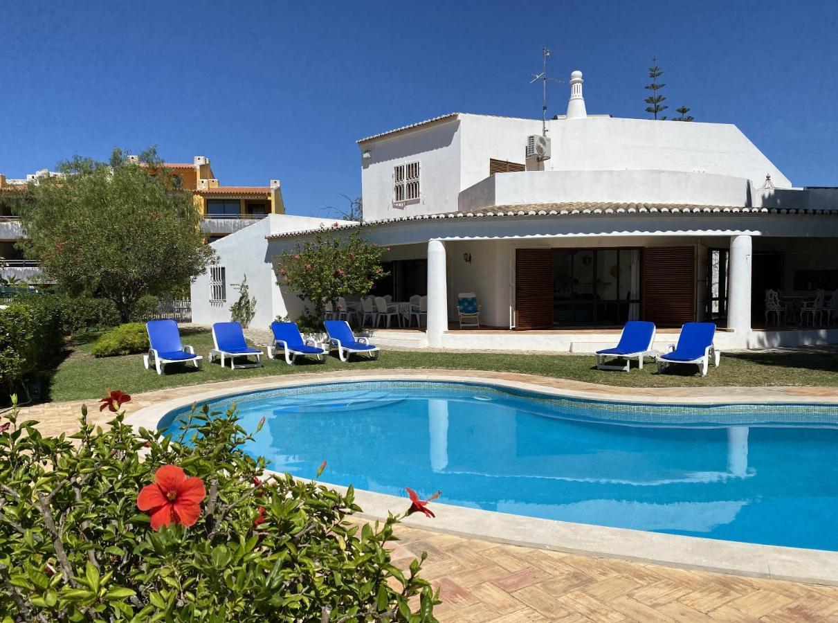 Vivenda Júlia E Tavares Villa *