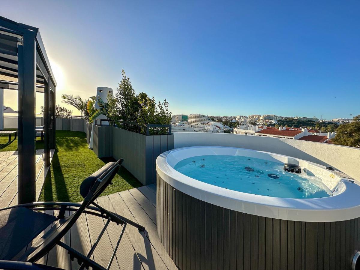 Apartment Luxury Penthouse Private Jacuzzi, Albufeira
