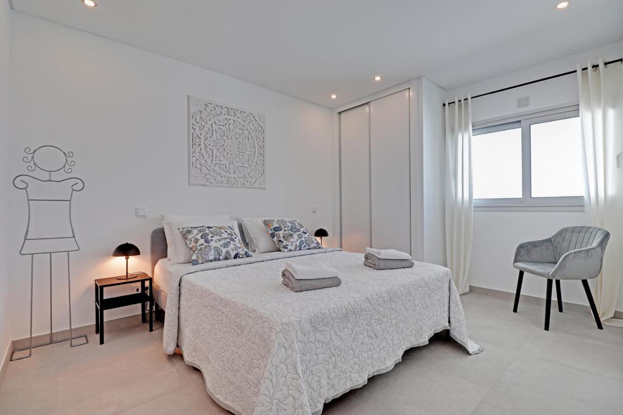 Ocean Chic By The Apartment Albufeira