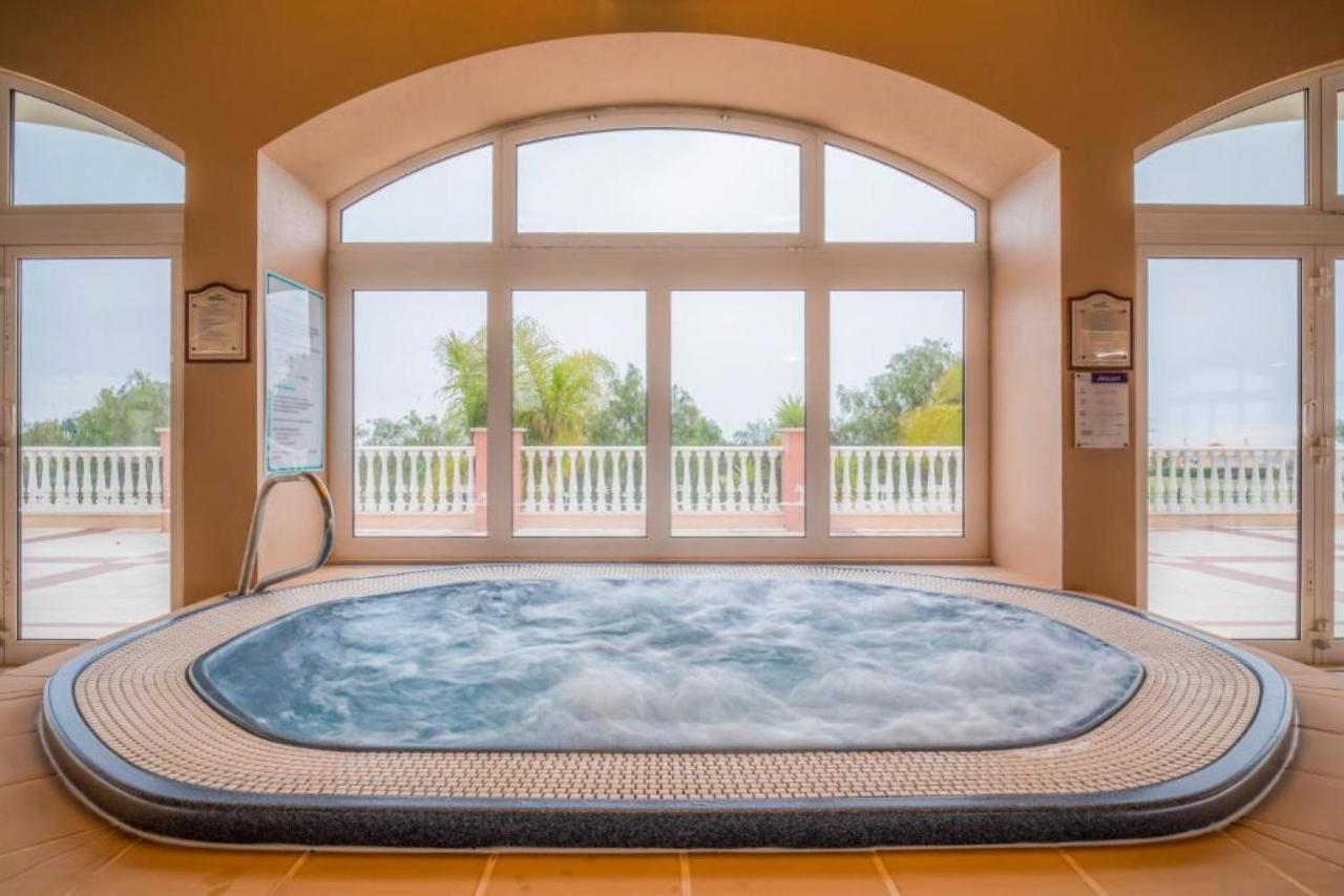 Villa Boavista Golf Resort- Fairviews Lagos