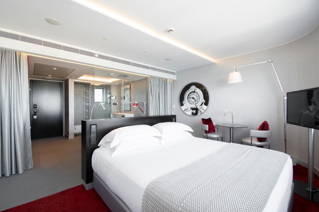 Myriad By Sana Lisbon