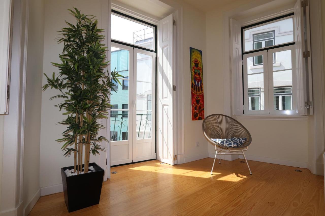Flores Bed & Breakfast 4*
