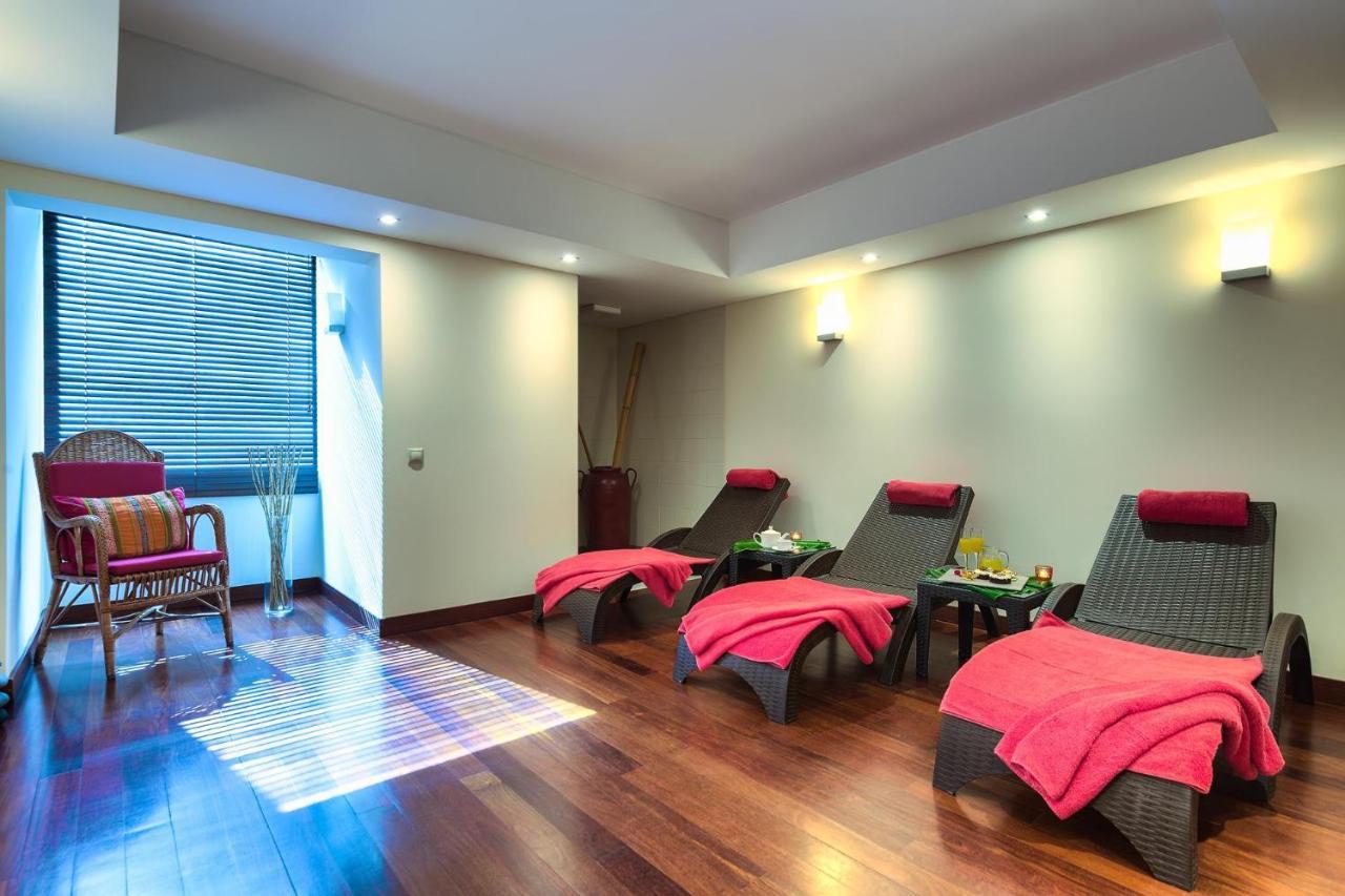The Views Monumental 4*