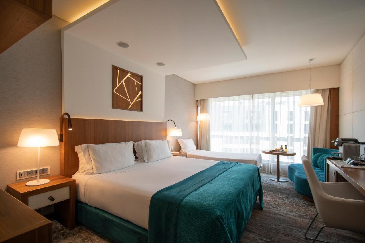 Hotel Epic Sana 5*