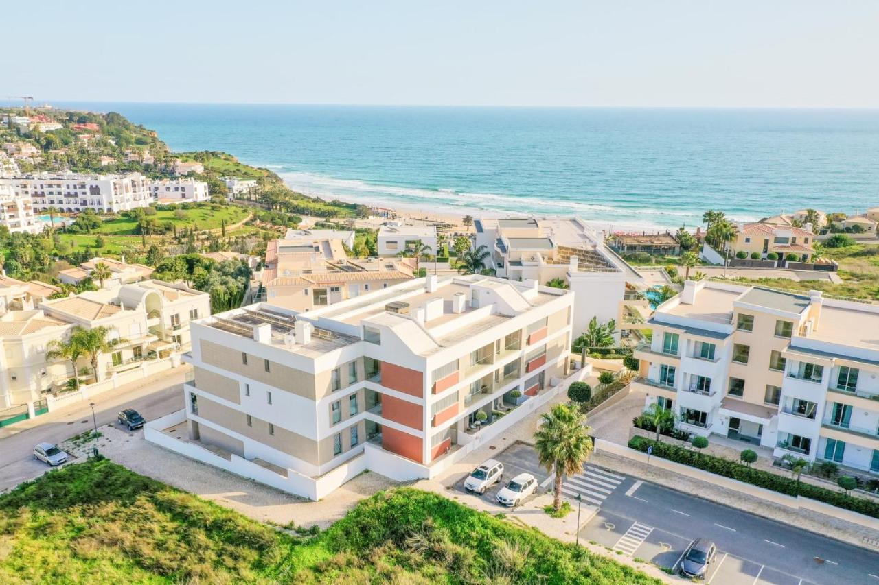 Pola Seaview By Moje Lagos