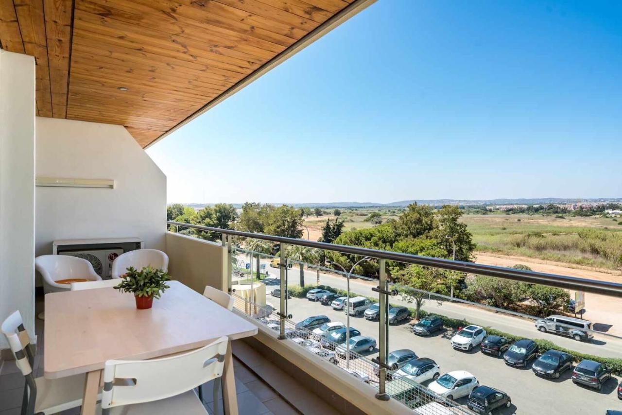 Marina - Aquamar 401- Modern Apartment
