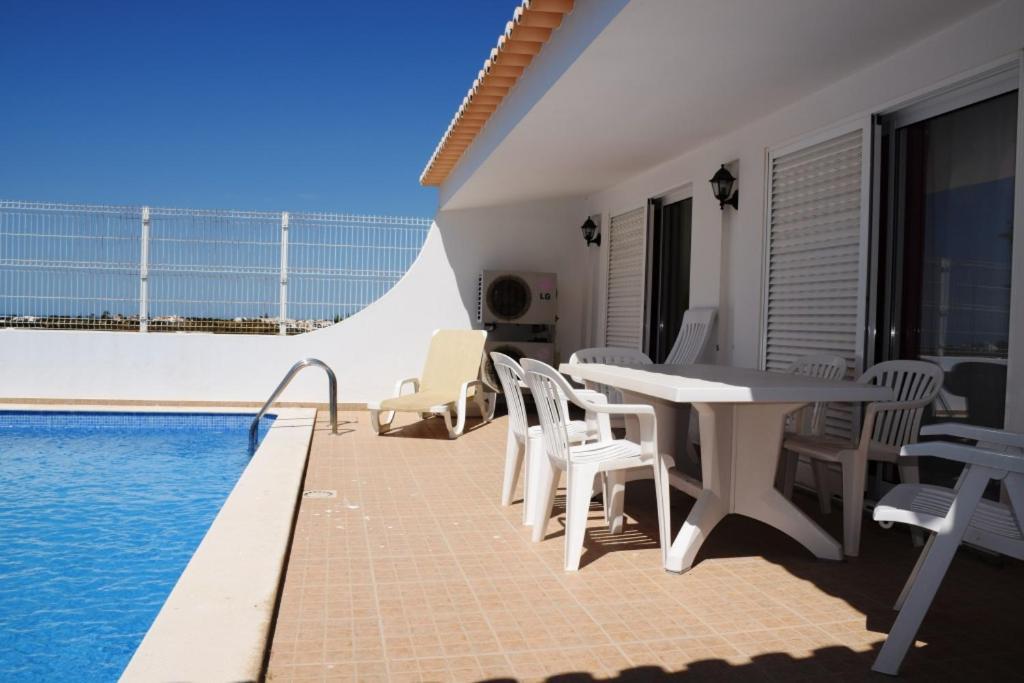 Prestige Five Sea View Marina By Tatihomes