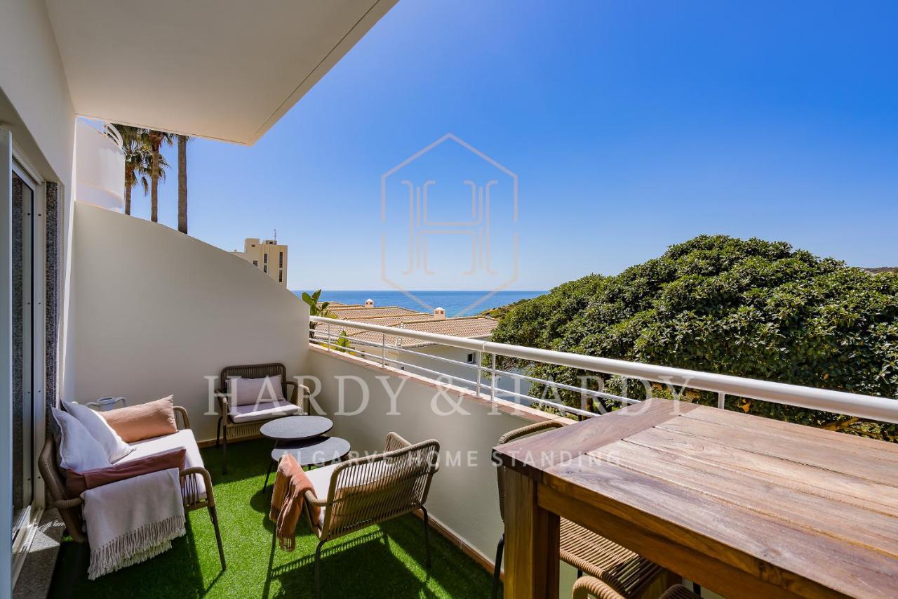Apartment H&h Sea View Elegance: Modern Porto De Mos