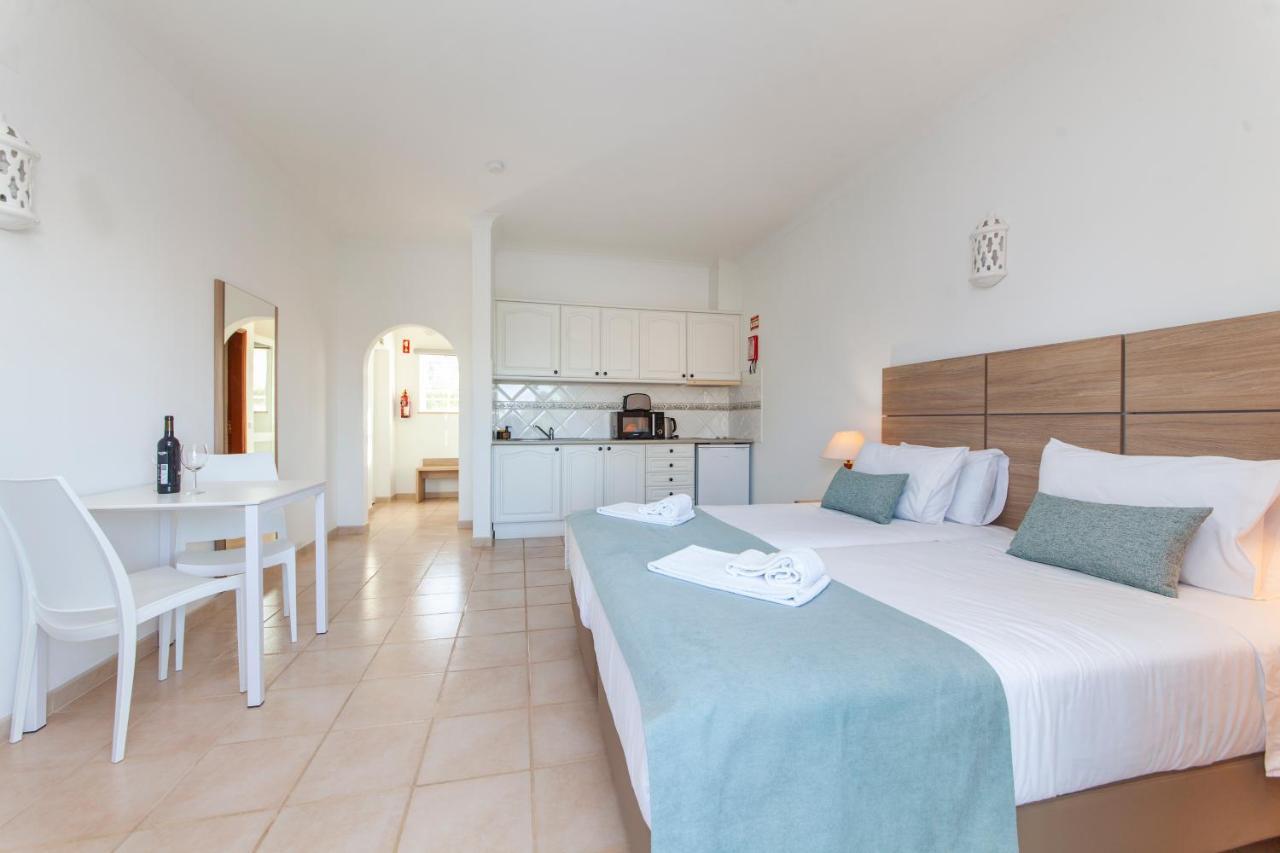 Holiday park Atalaia Sol - Tennis & Heated Pool In Winter Lagos