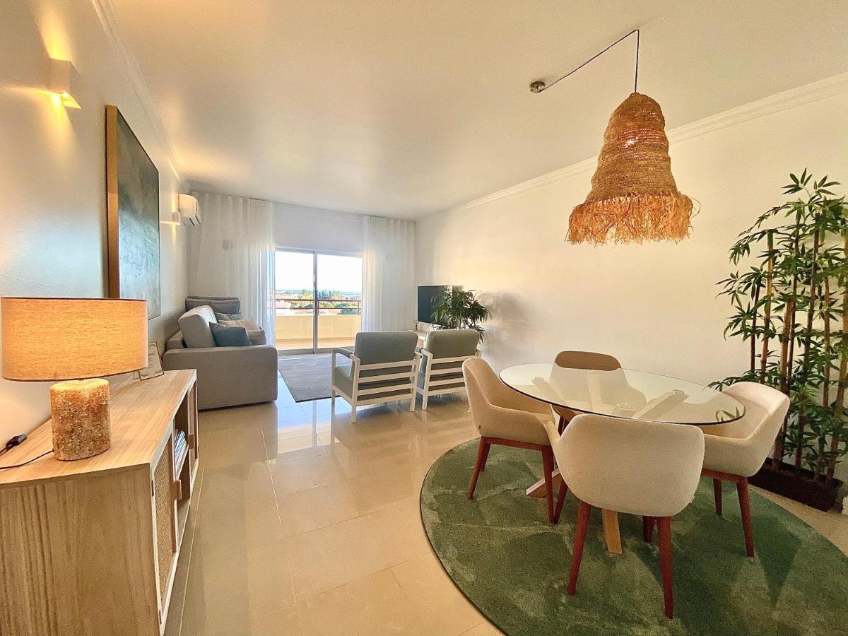 Sea Views Floor *