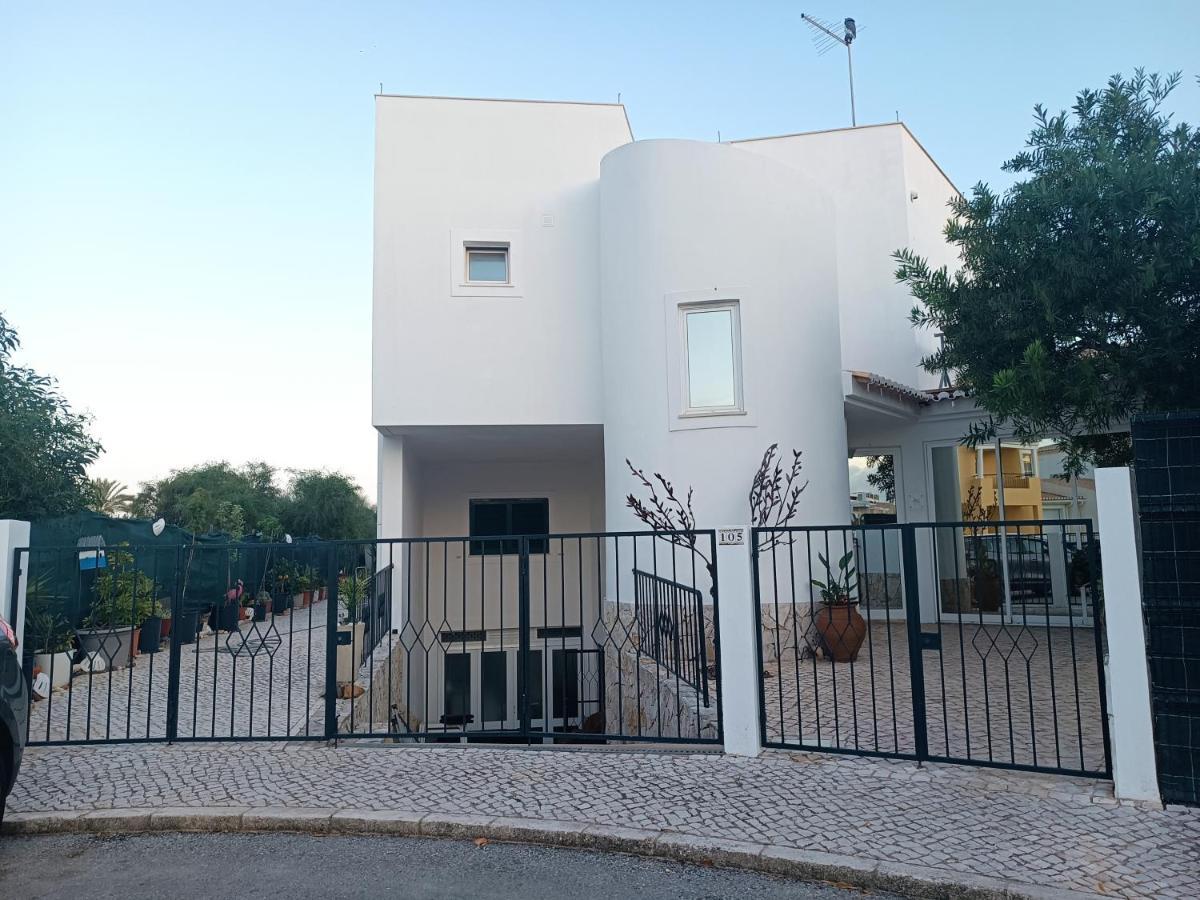 Costamar Apartment *