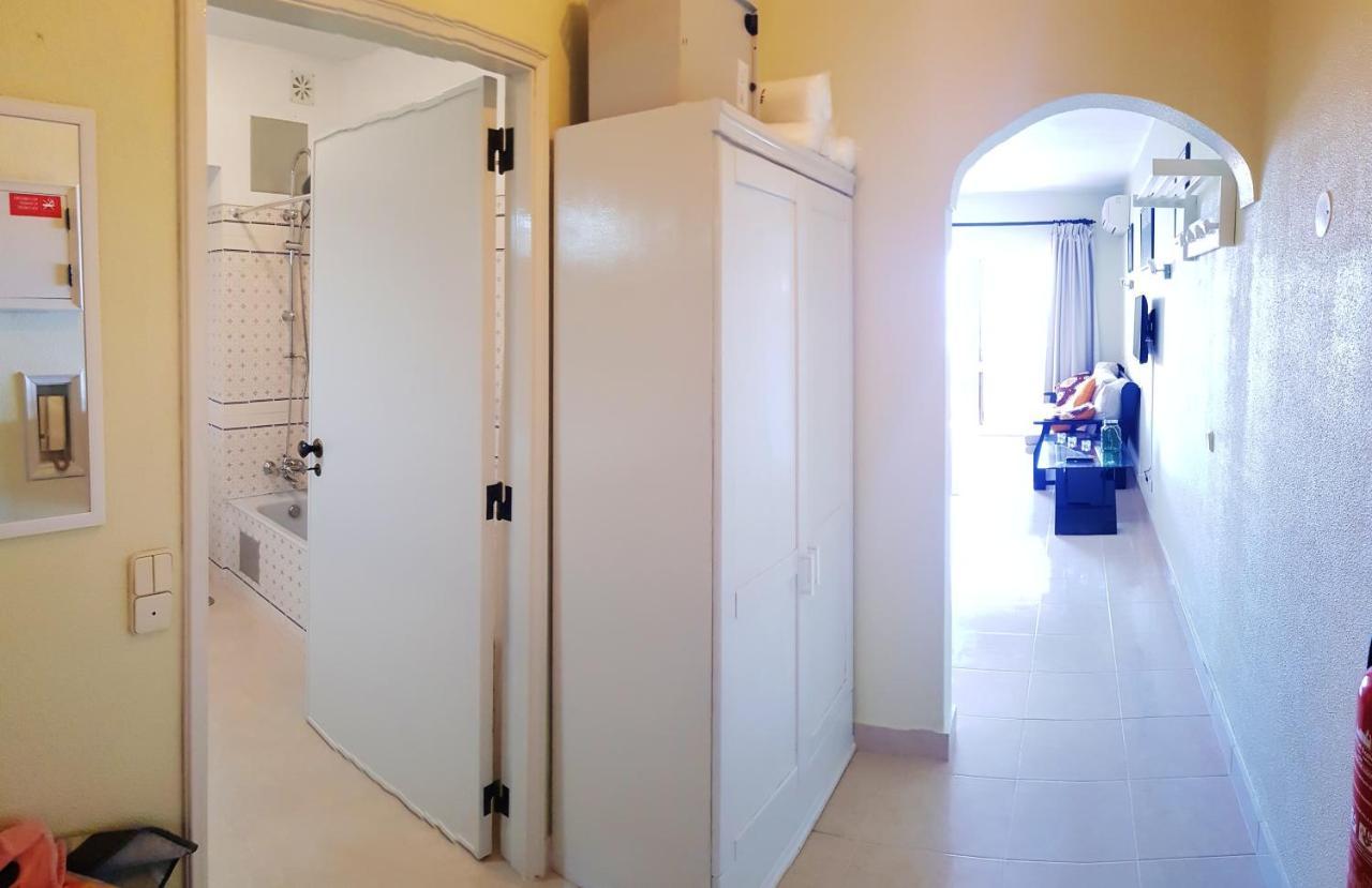 Elegant With Sea View In 40 M² Shared Pool