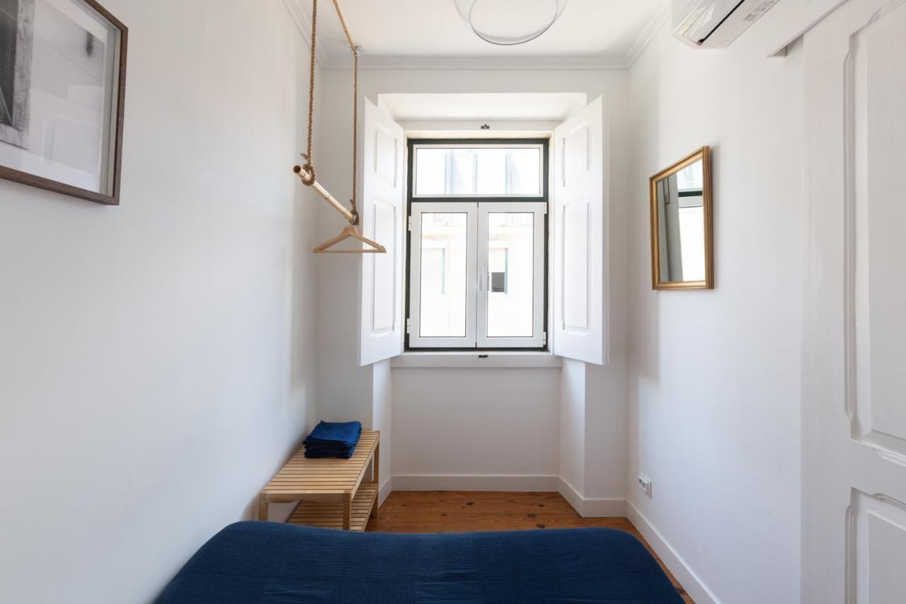 Appartement White & Blue Vintage In Graca