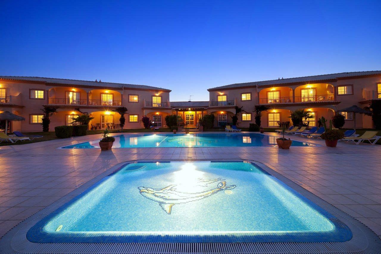 Atalaia Sol - Tennis & Heated Pool In Winter 4* Lagos