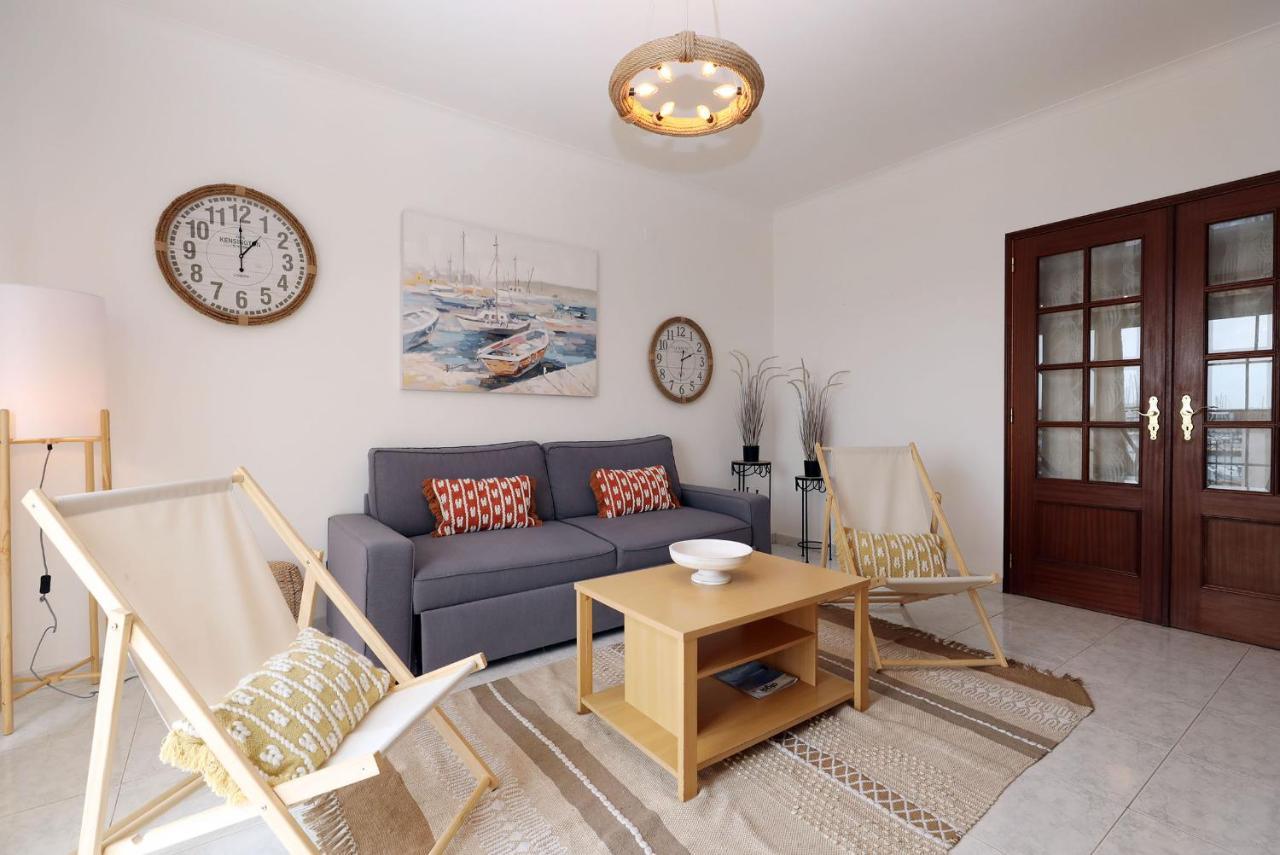 B37 - Door Apartment *