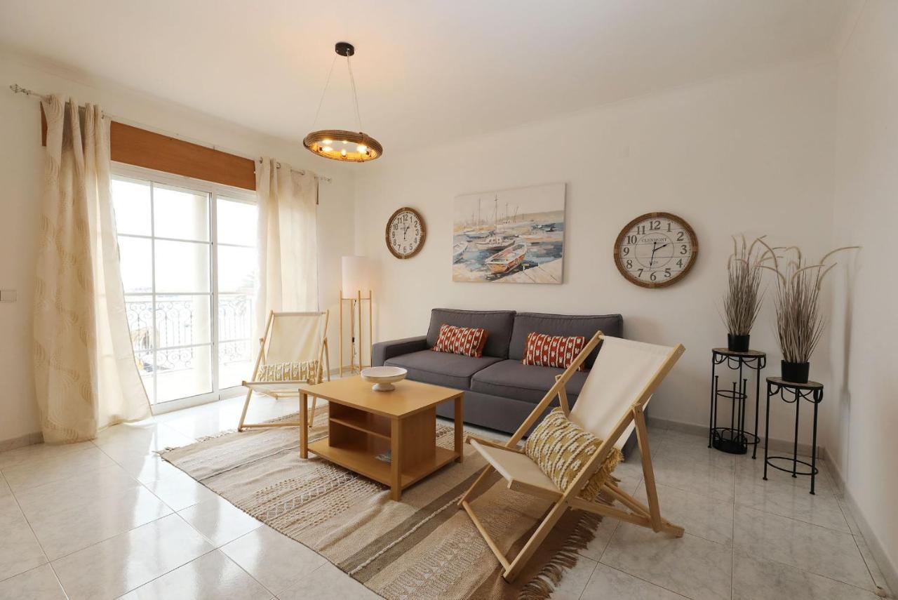 B37 - Door Apartment *