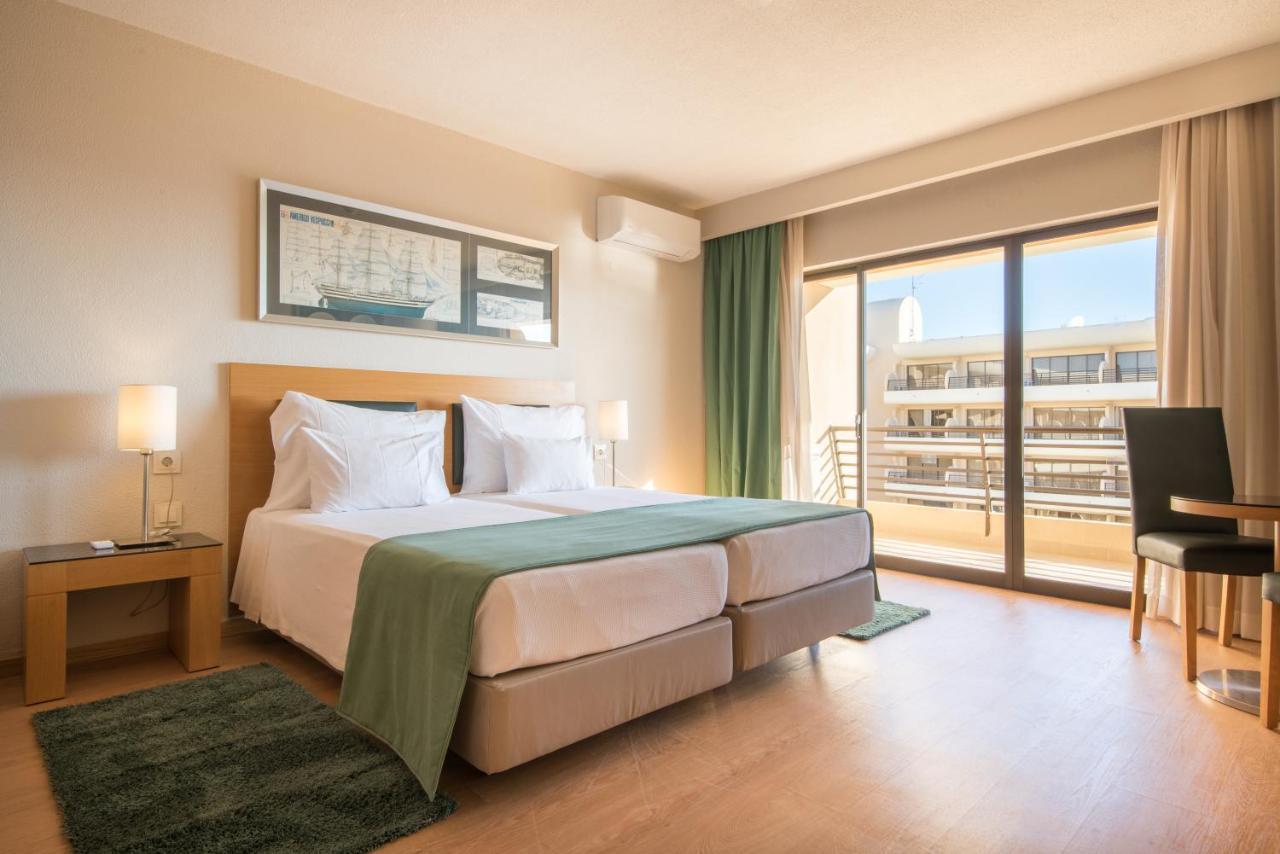 Hotel Gale Marina 4*