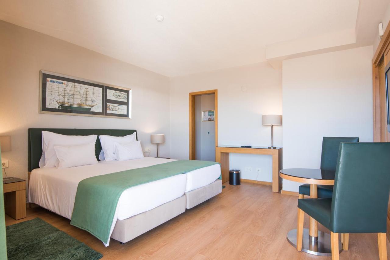 Gale Marina Hotel 4*