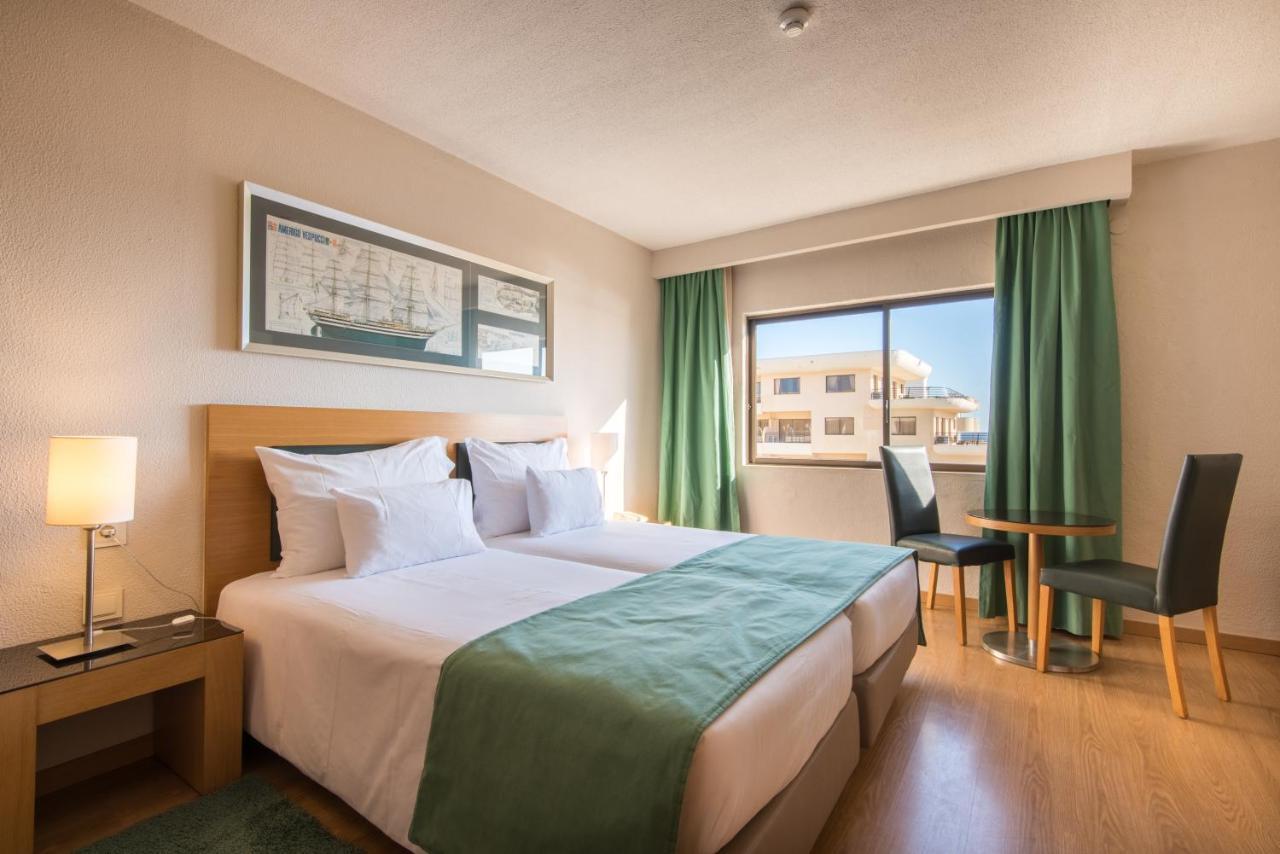 Hotel Gale Marina 4*