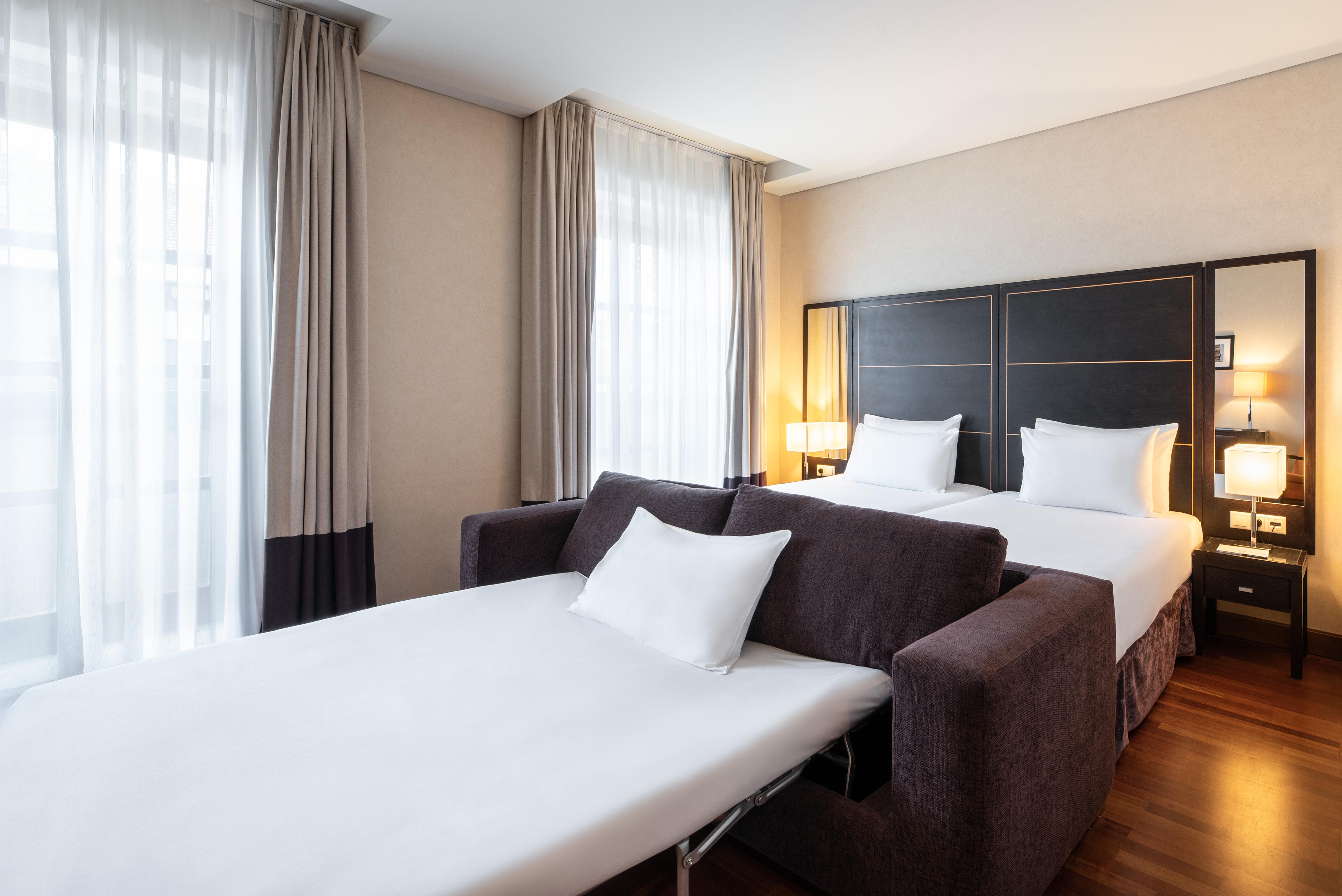 Eurostars Artes Hotel 4*