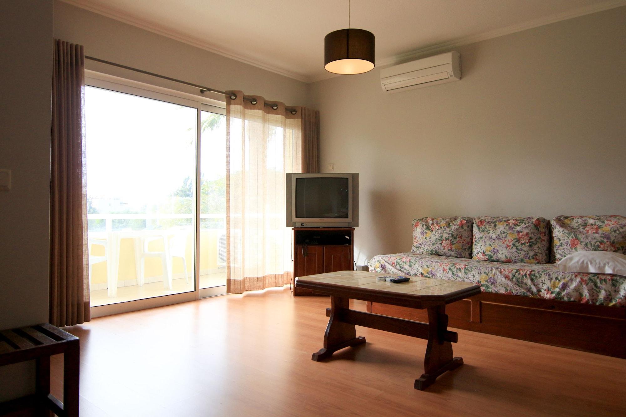 Parque Mourabel, Oasis Village & Pe Do Holiday park Vilamoura