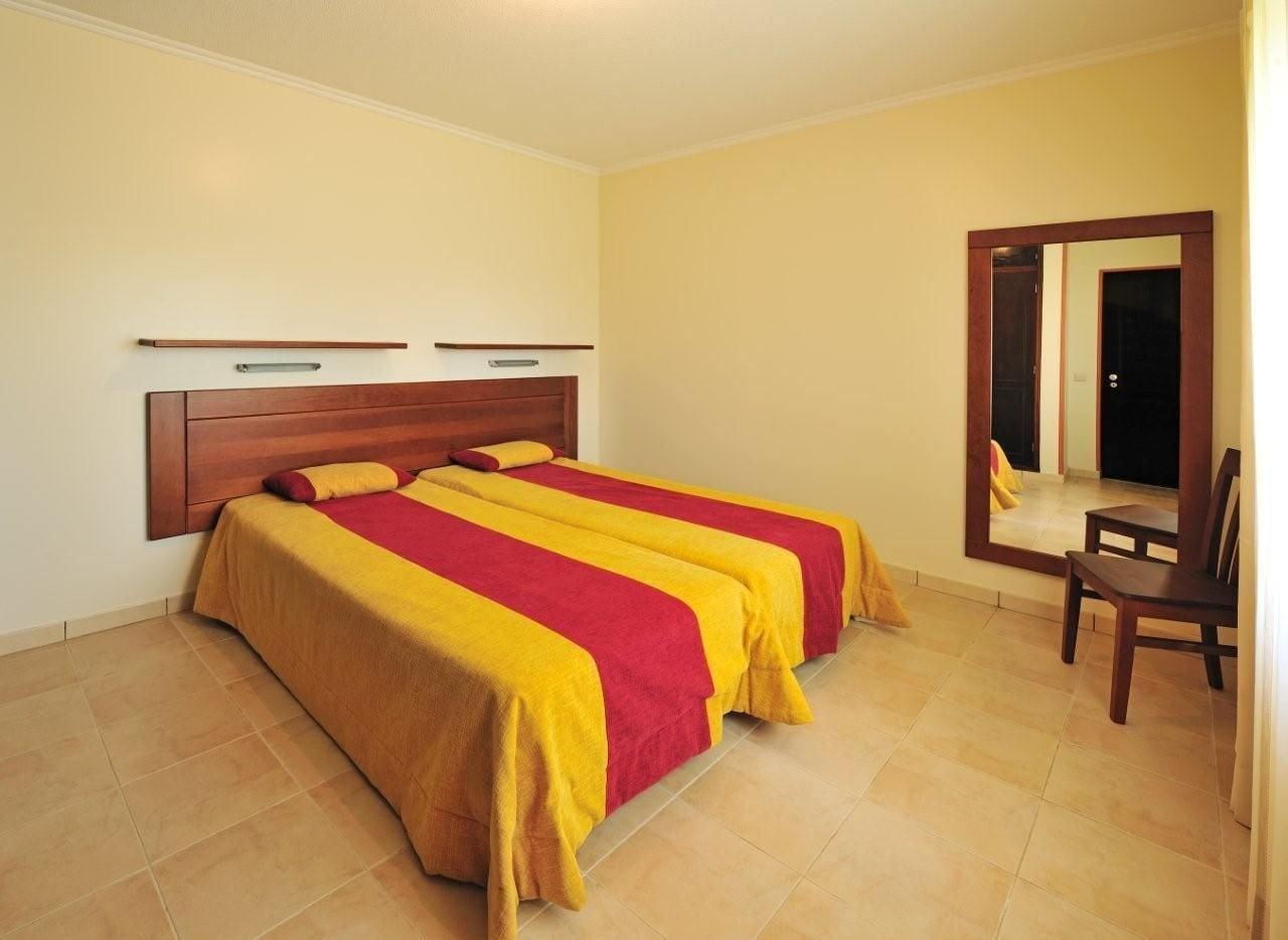 Parque Mourabel, Oasis Village & Pe Do 3*