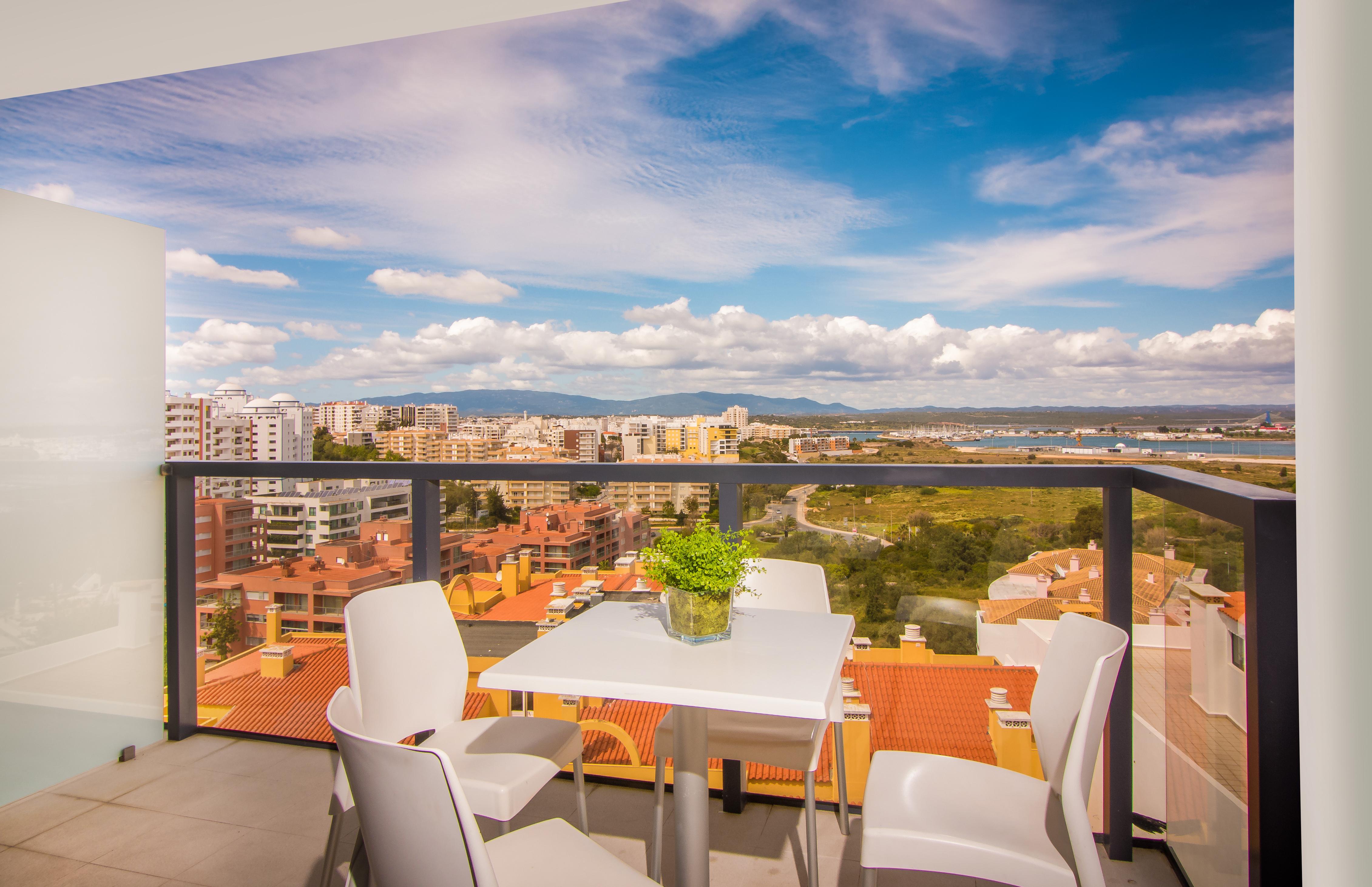 Hotel Rr Da Rocha 4*