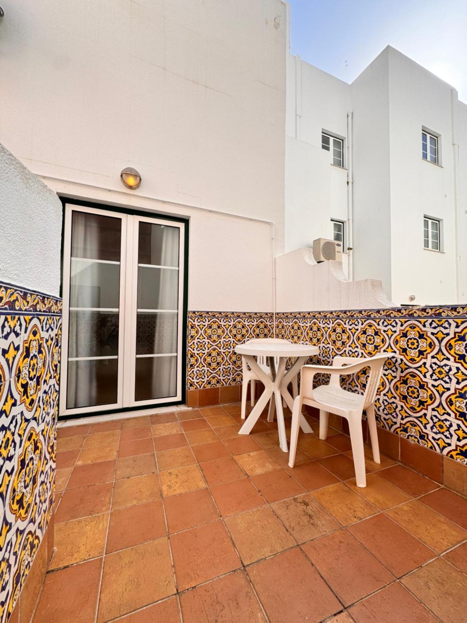 Hotel Lagosmar Story