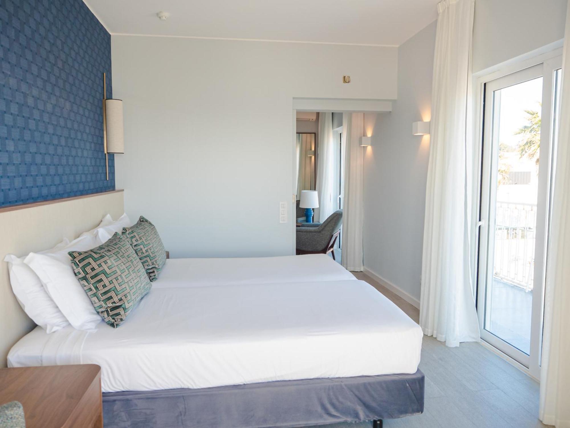 Hotel Baia 4*