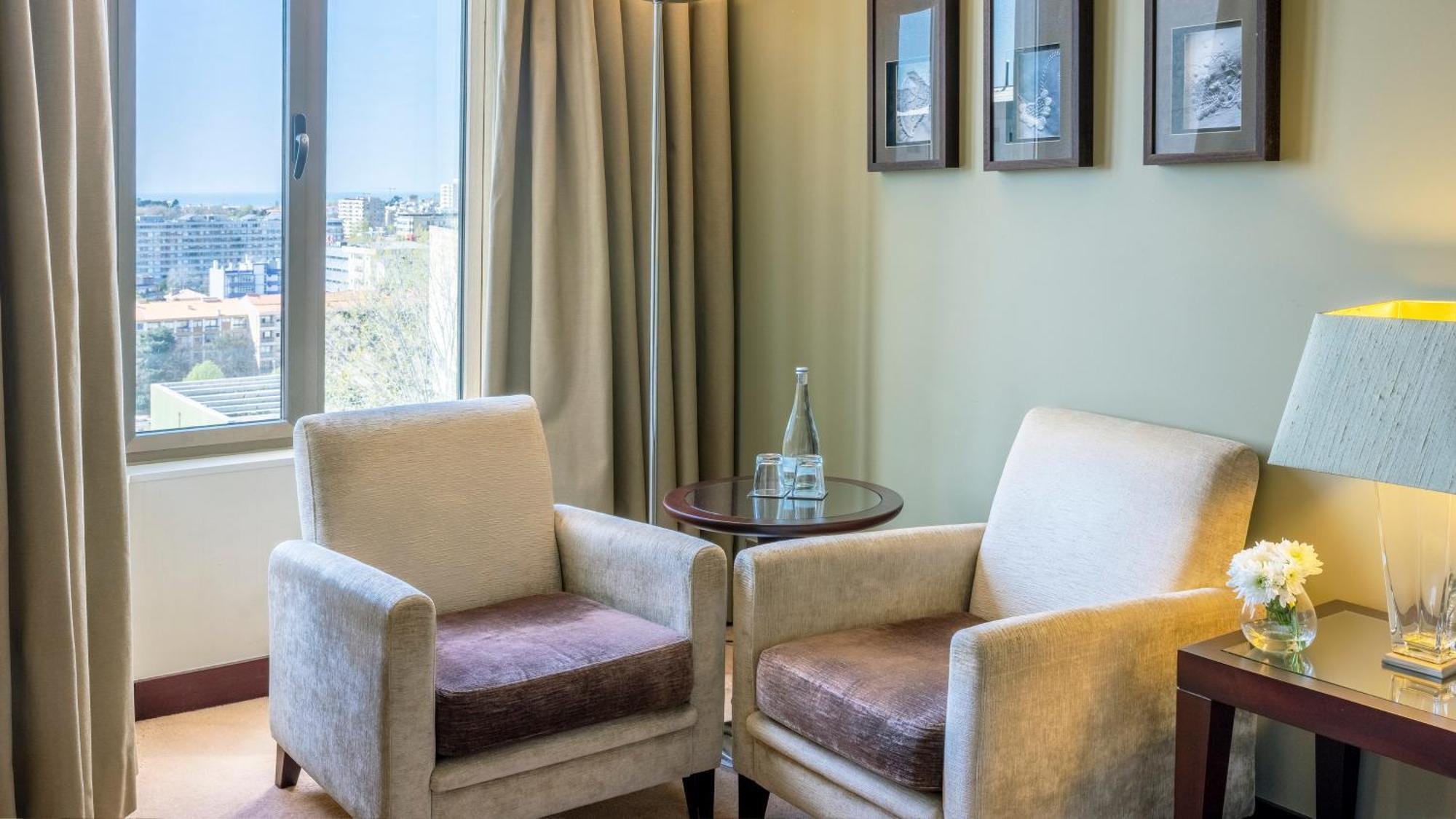 Crowne Plaza By Ihg Hotel Porto