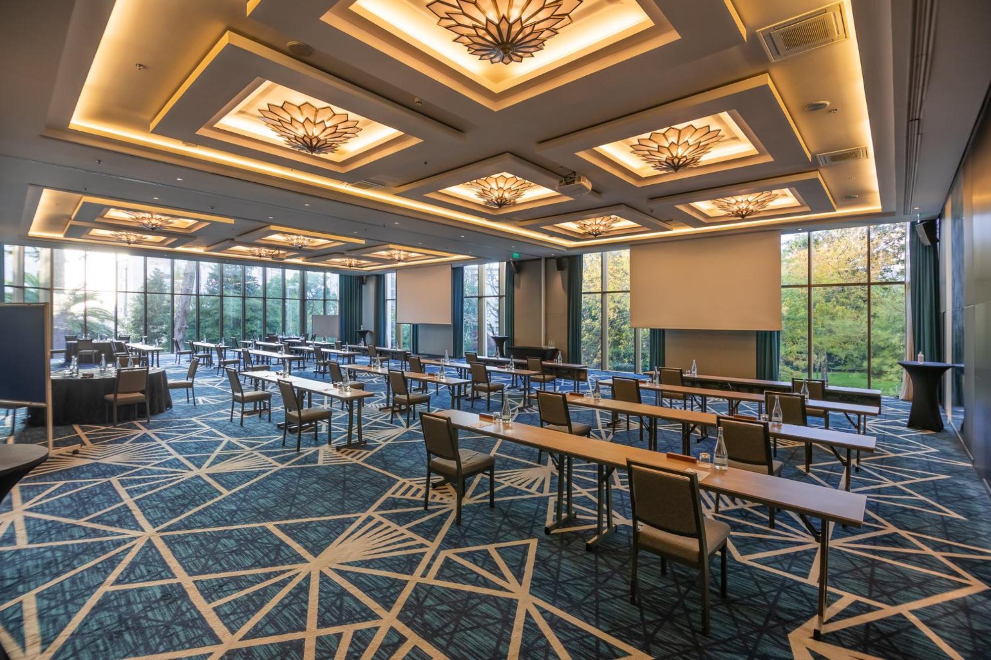 Hotel Crowne Plaza By Ihg