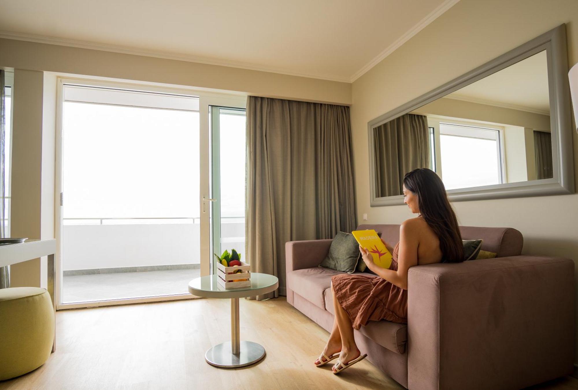 Orca Hotel 4*