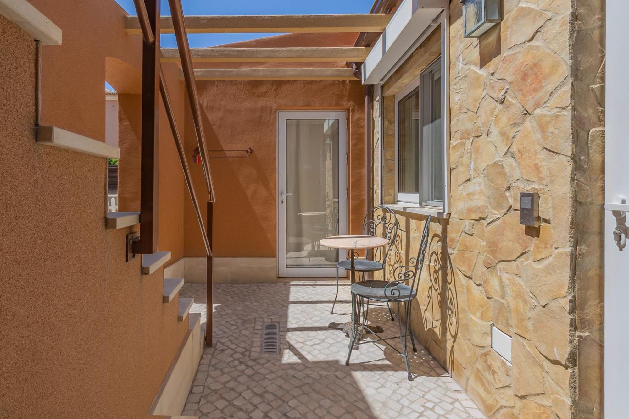 Rosa (adults Only) Guest house Lagos