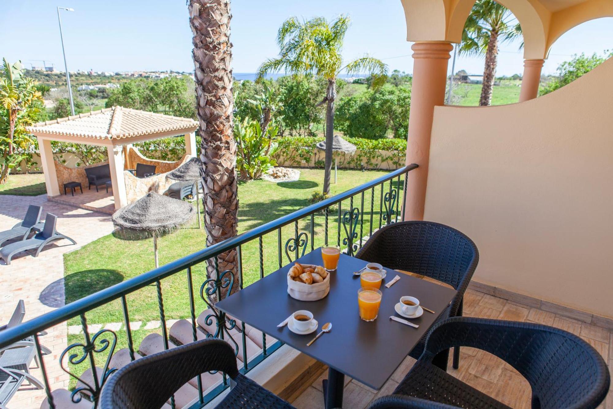 Atalaia Sol - Tennis & Heated Pool In Winter 4* Lagos