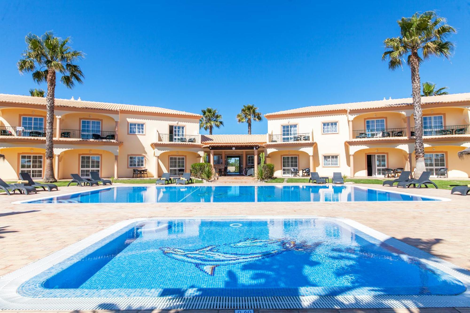 Atalaia Sol - Tennis & Heated Pool In Winter 4*