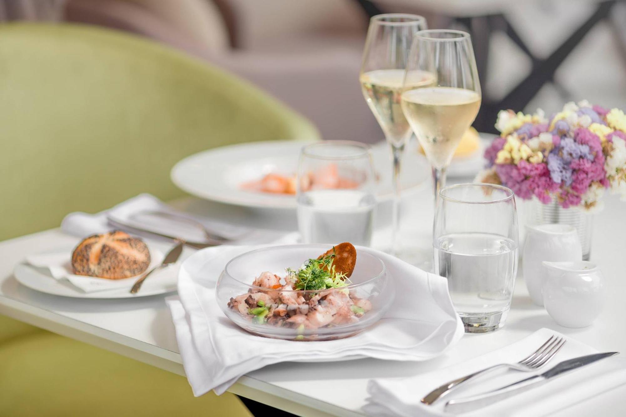 Sheraton - & Residences Cascais