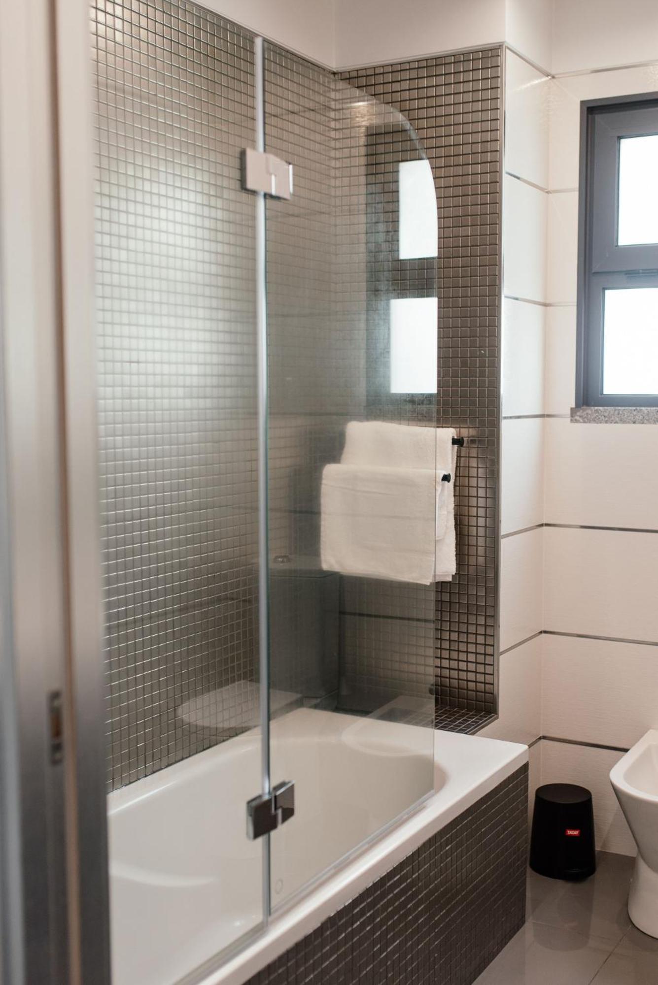 Luxurious Lido-sun Island X1v Apt.free Parking Appartement Funchal (Madeira)