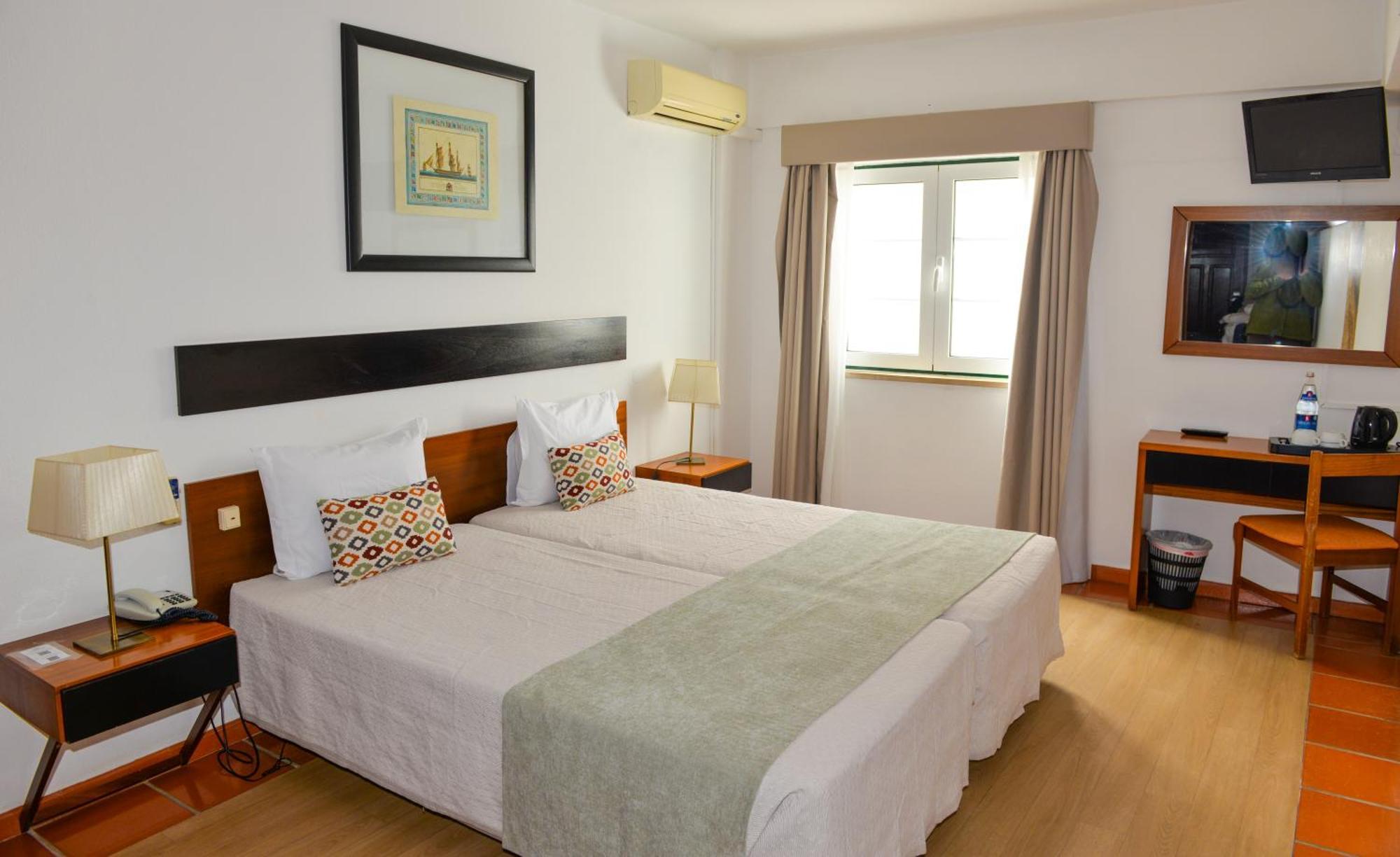 Hotel Lagosmar Story