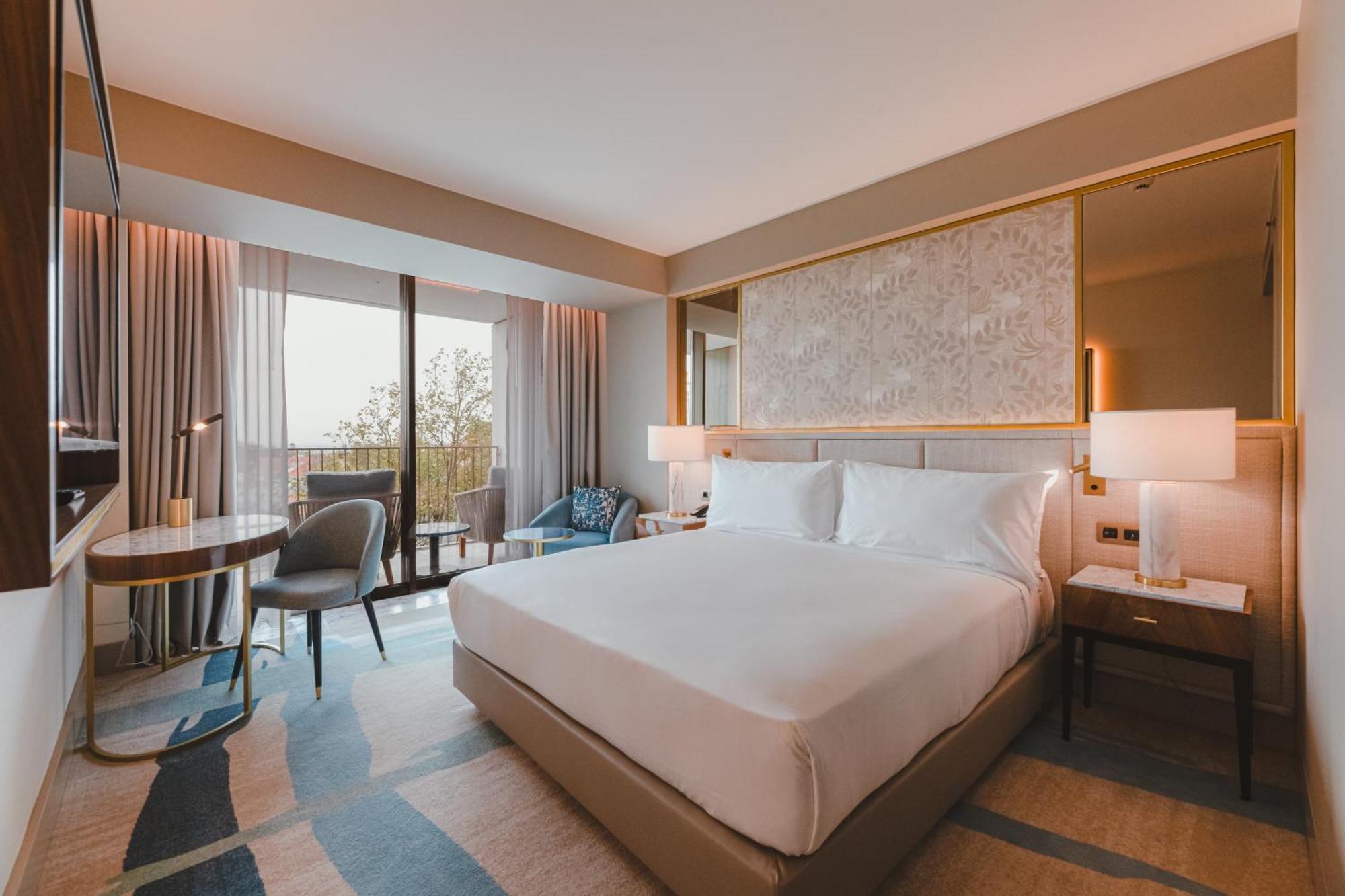 Legacy Cascais, Curio Collection By Hilton 4*