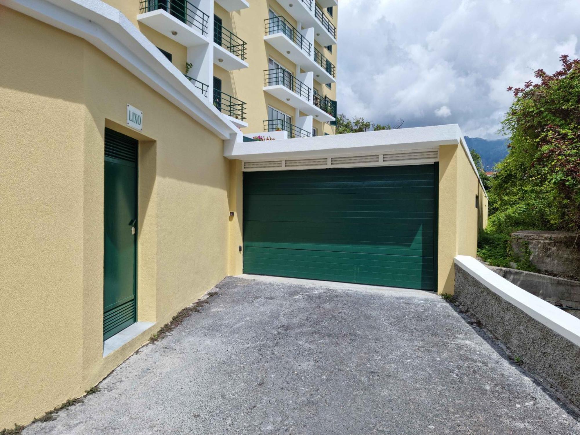 Regia Apartment *