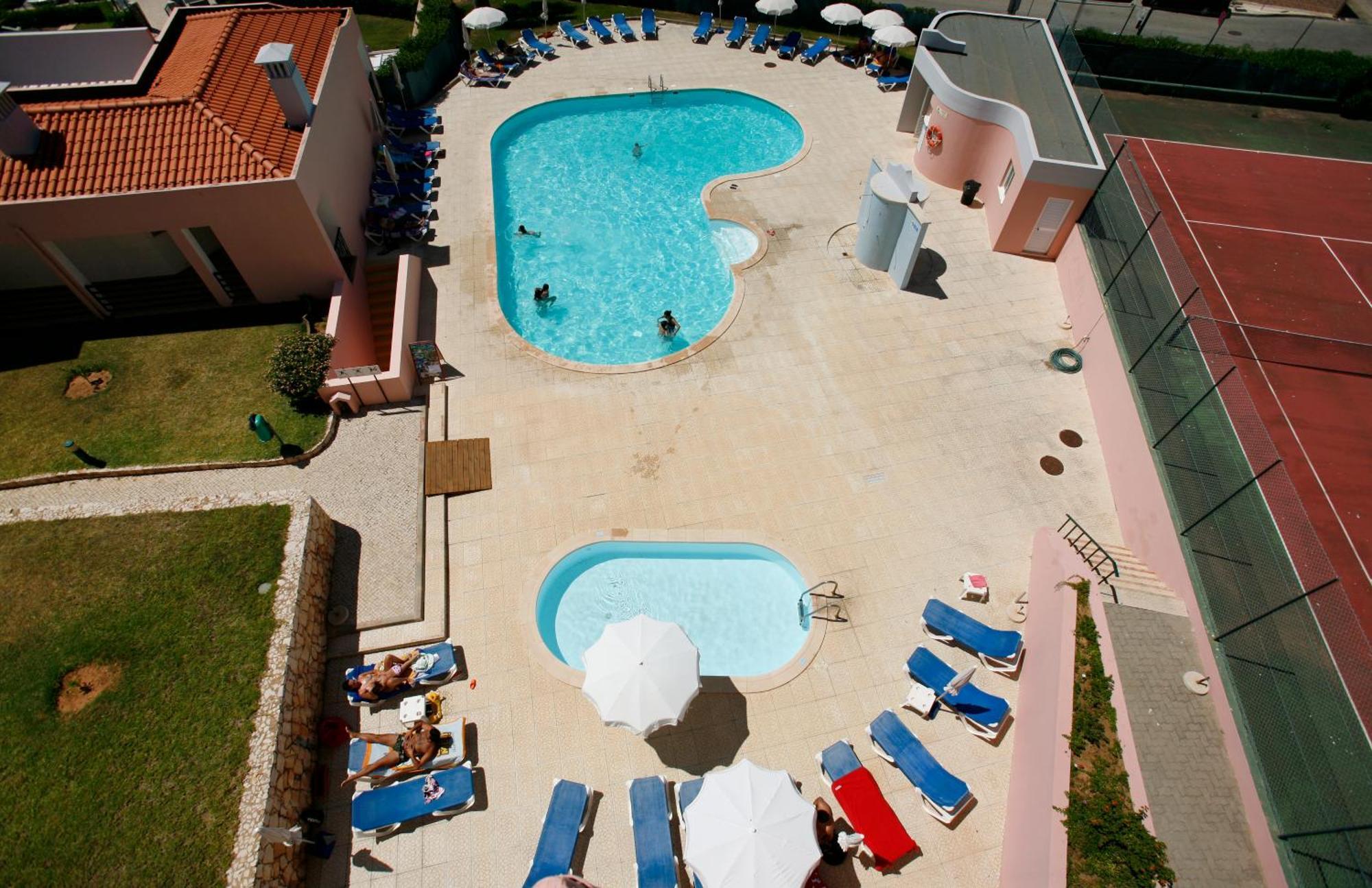 Apartahotel Coral Do Vau