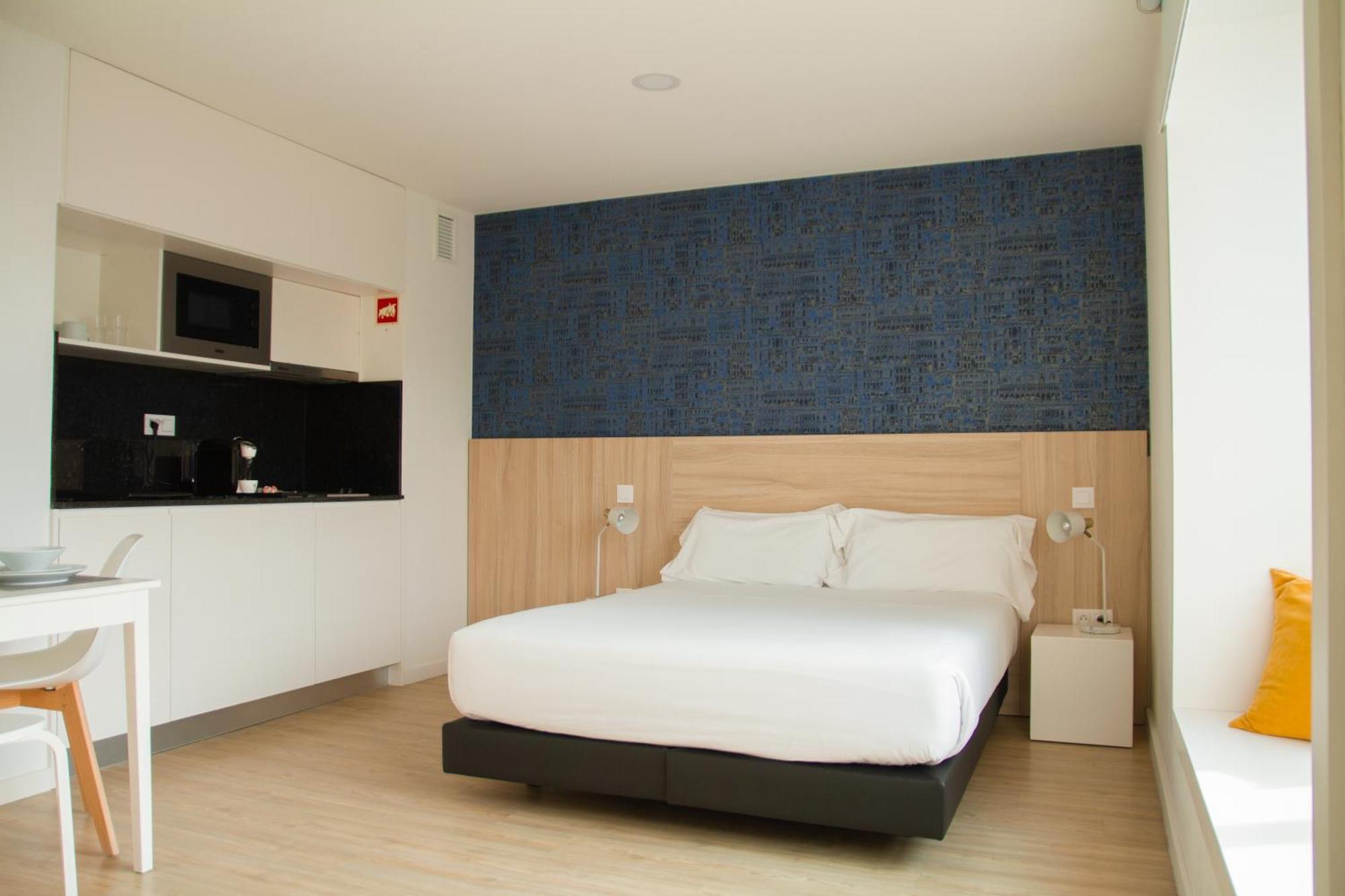 Select Apartahotel Oporto