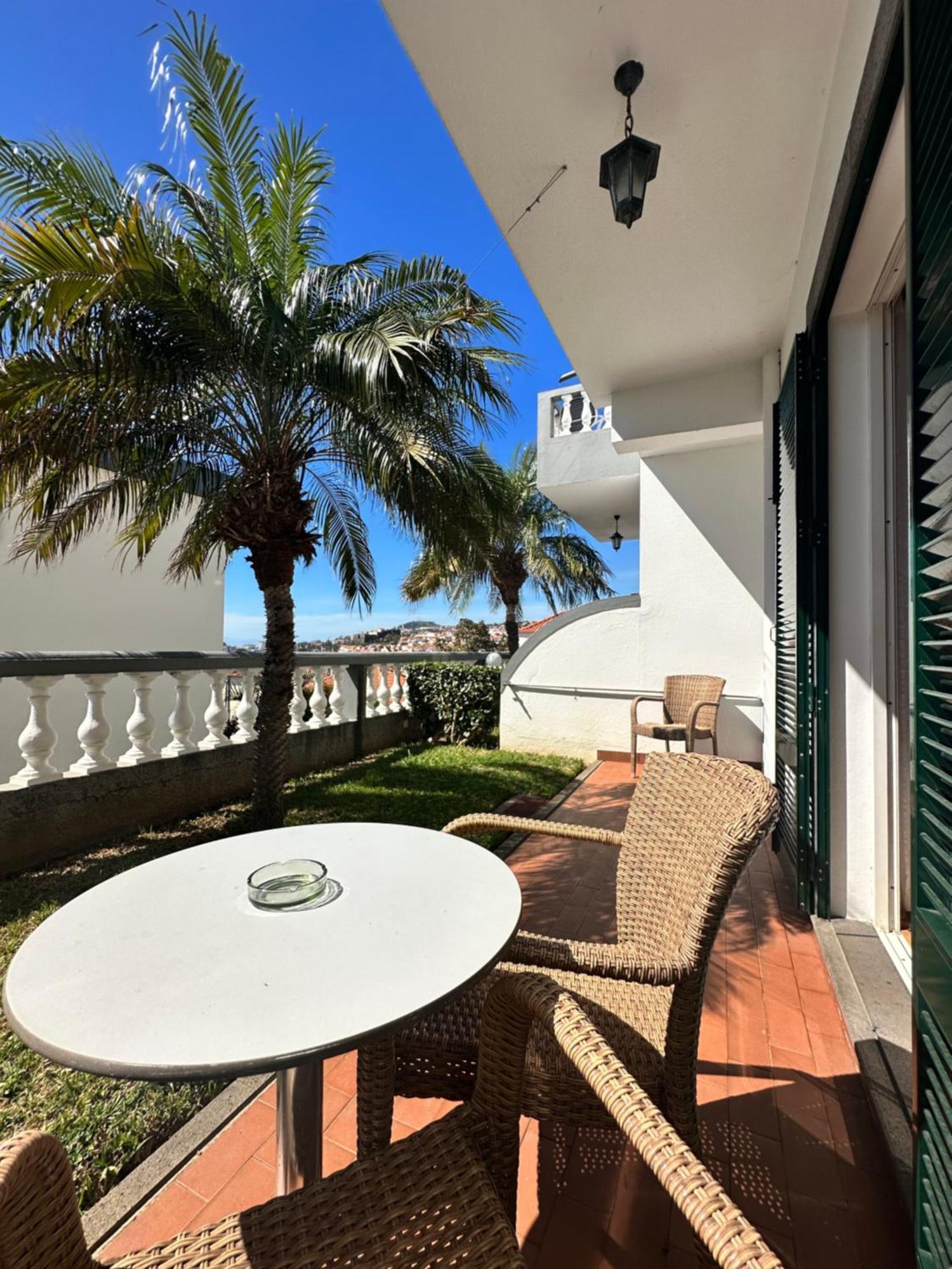 Gasthuis Valhalla Panorama - The Old Residencial Pina 3*