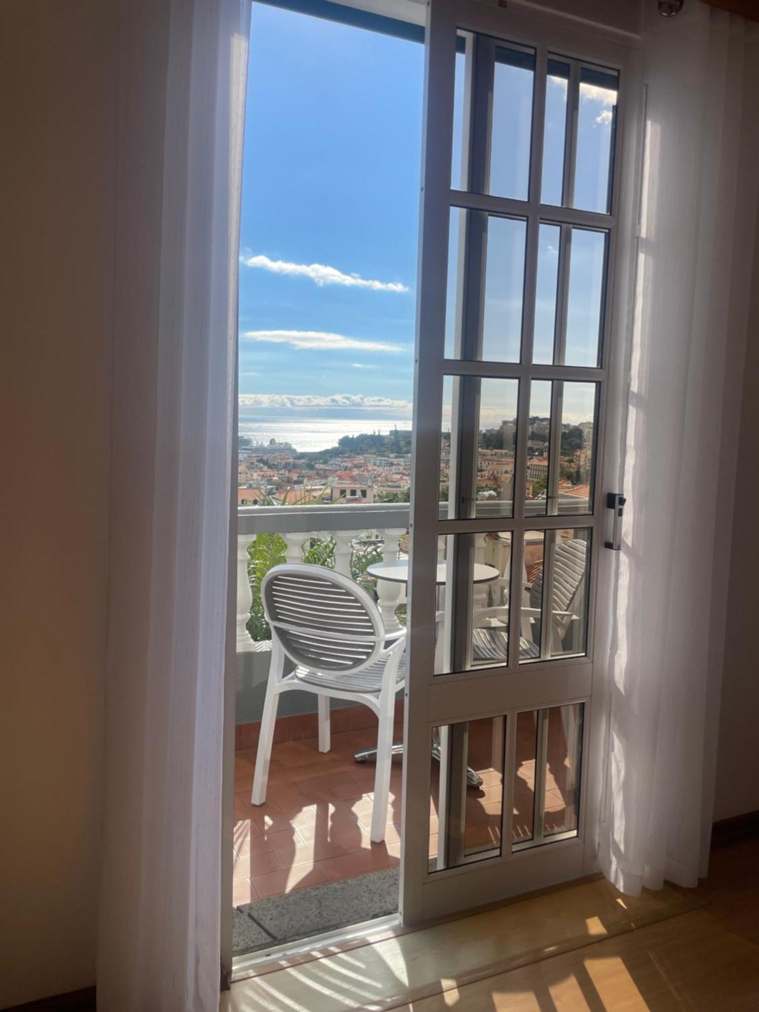 Valhalla Panorama - The Old Residencial Pina